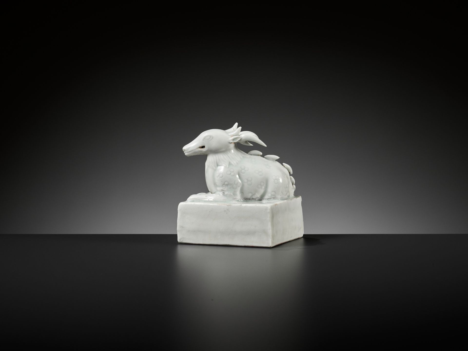 A RARE QINGBAI-GLAZED 'MYTHICAL DEER' SEAL, EARLY QING DYNASTY - Image 14 of 14