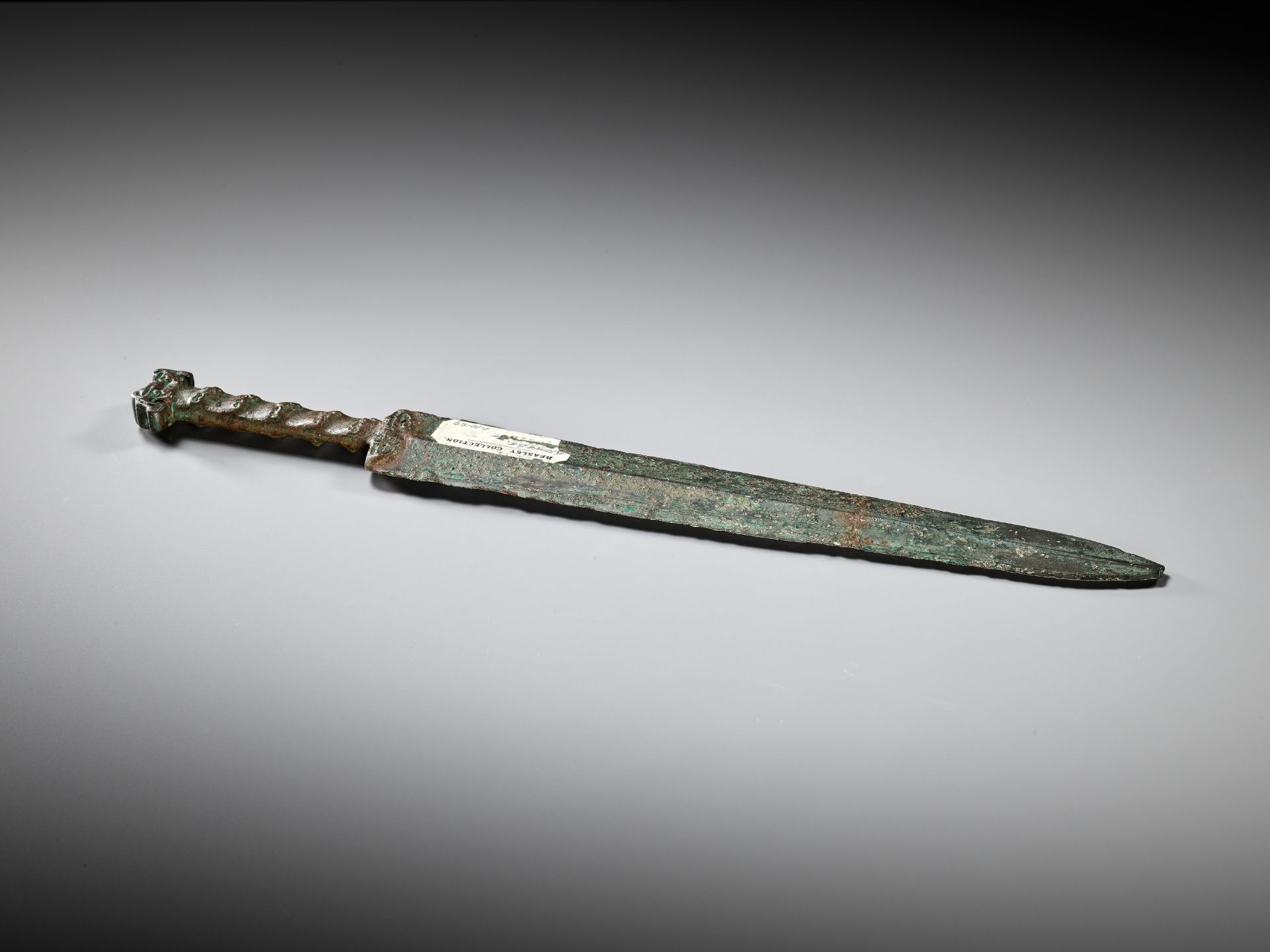 A RARE BRONZE SWORD, JIAN, WARRING STATES PERIOD - Image 10 of 14