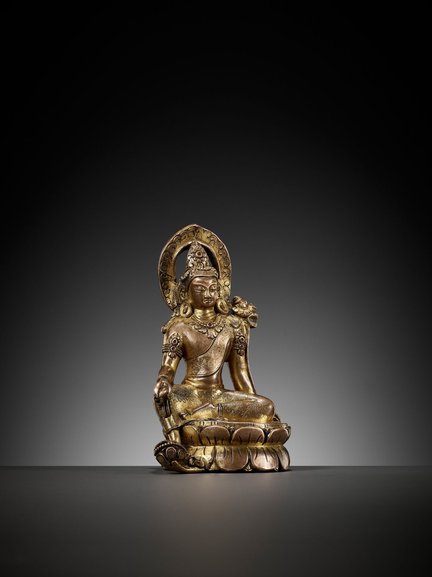 A GILT COPPER ALLOY FIGURE OF PADMAPANI, LICCHAVI REVIVAL - Image 12 of 14