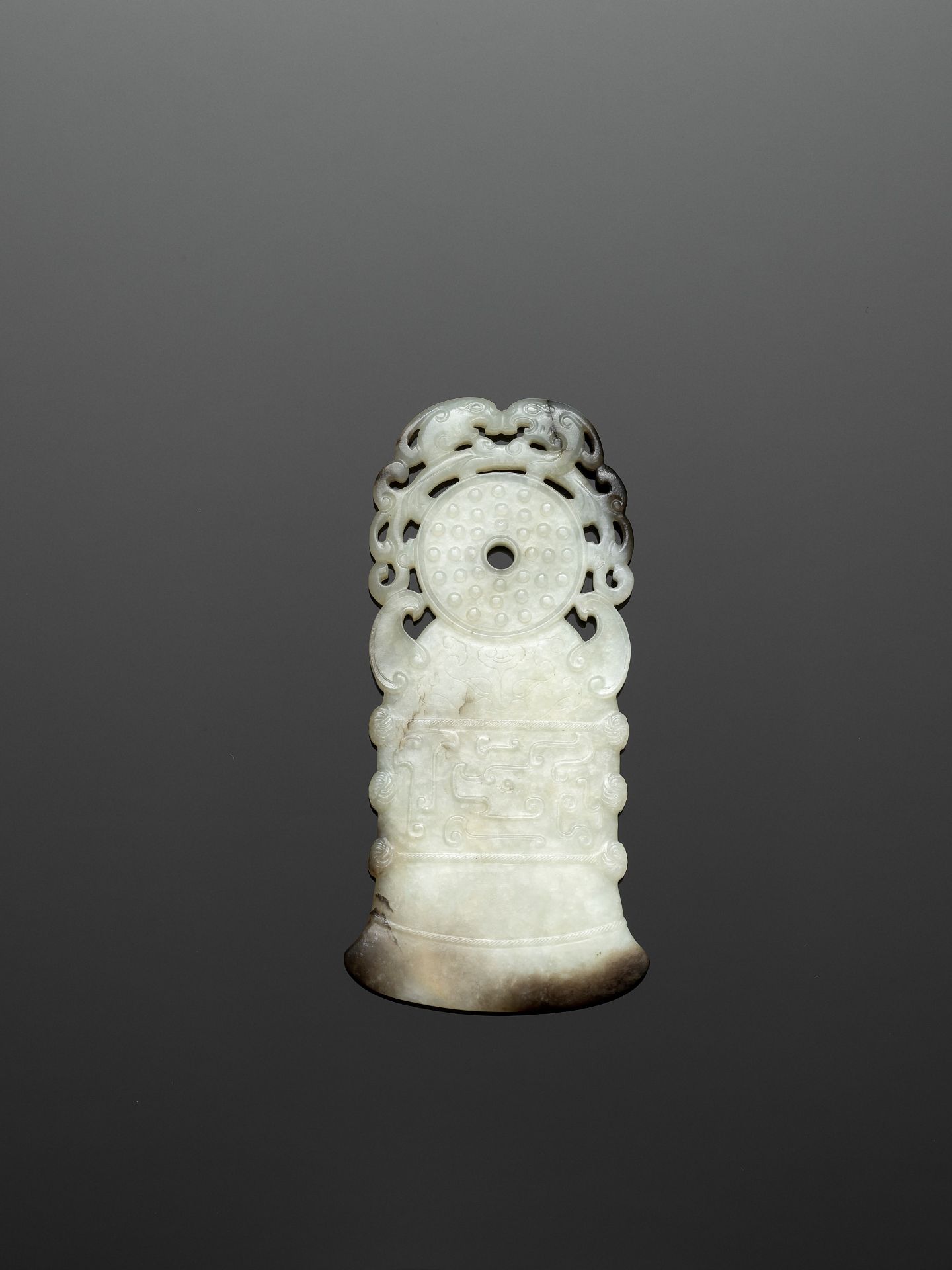 A BLACK AND WHITE JADE 'ARCHAISTIC' AXE-FORM OPENWORK PENDANT, 18TH CENTURY - Image 2 of 9