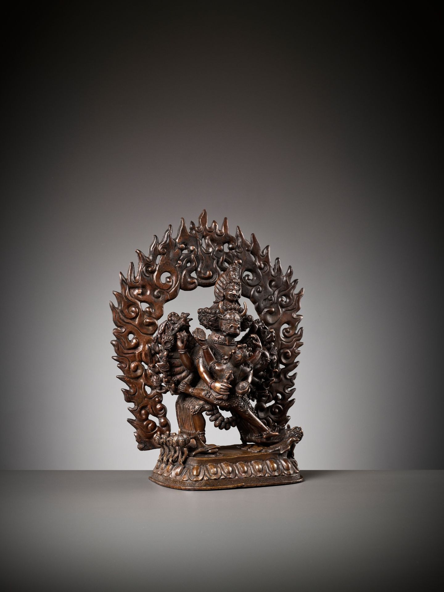 A LARGE BRONZE FIGURE OF VAJRABHAIRAVA, GELUG SCHOOL - Image 10 of 11