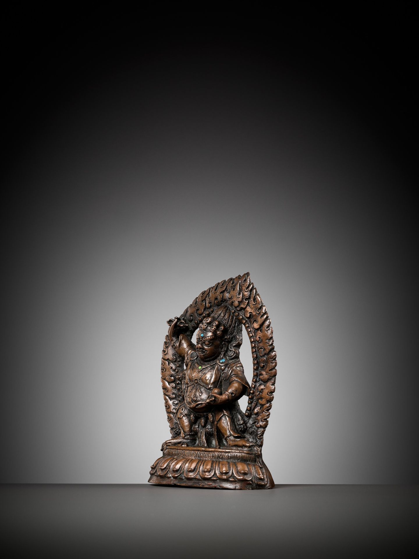 A COPPER ALLOY FIGURE OF VAJRAPANI - Image 3 of 10