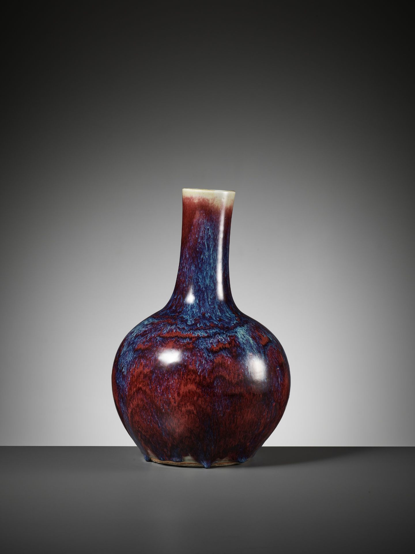 A FLAMBE GLAZED VASE, TIANQIUPING, QING DYNASTY - Bild 6 aus 10