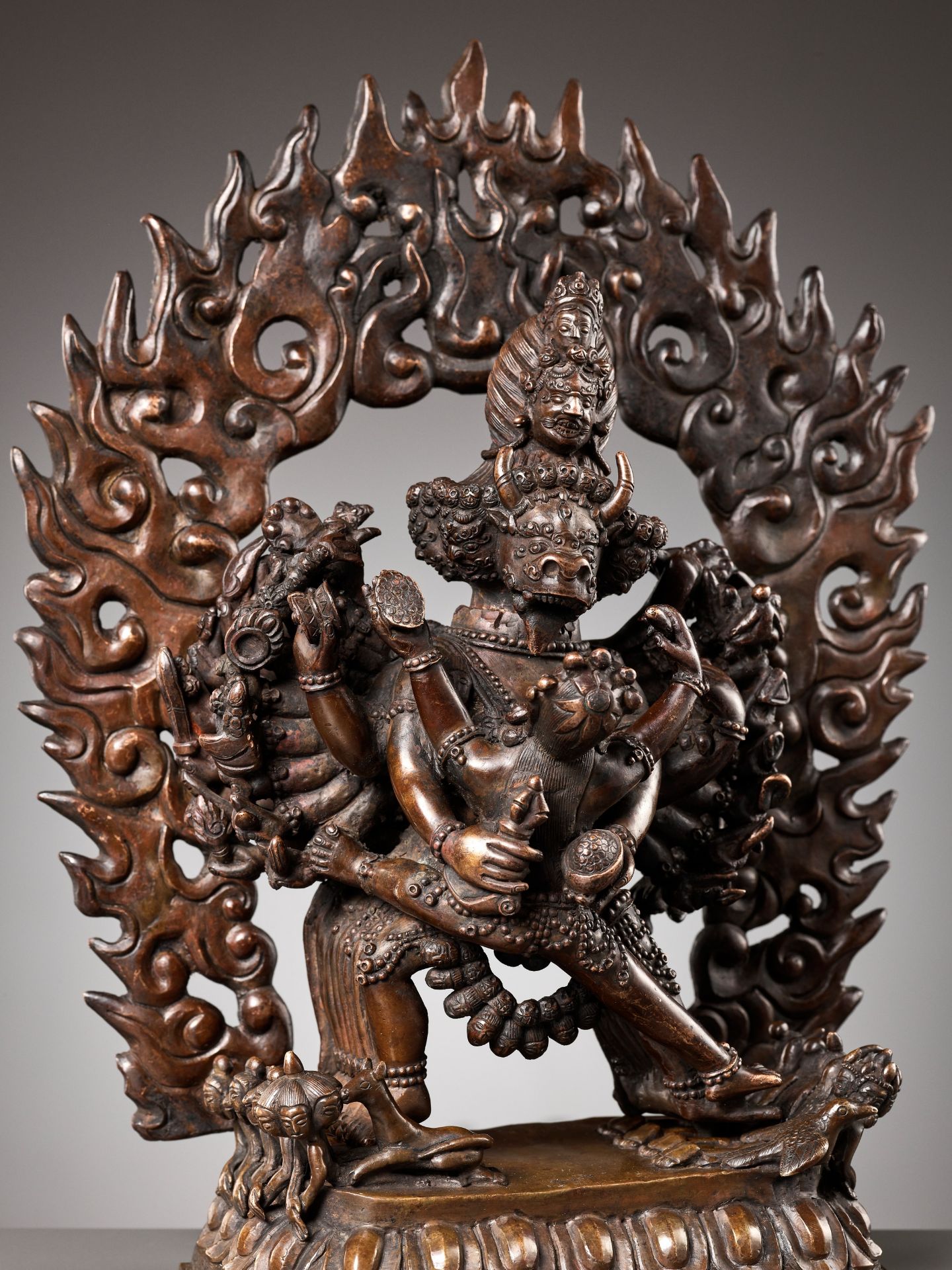 A LARGE BRONZE FIGURE OF VAJRABHAIRAVA, GELUG SCHOOL - Image 2 of 11