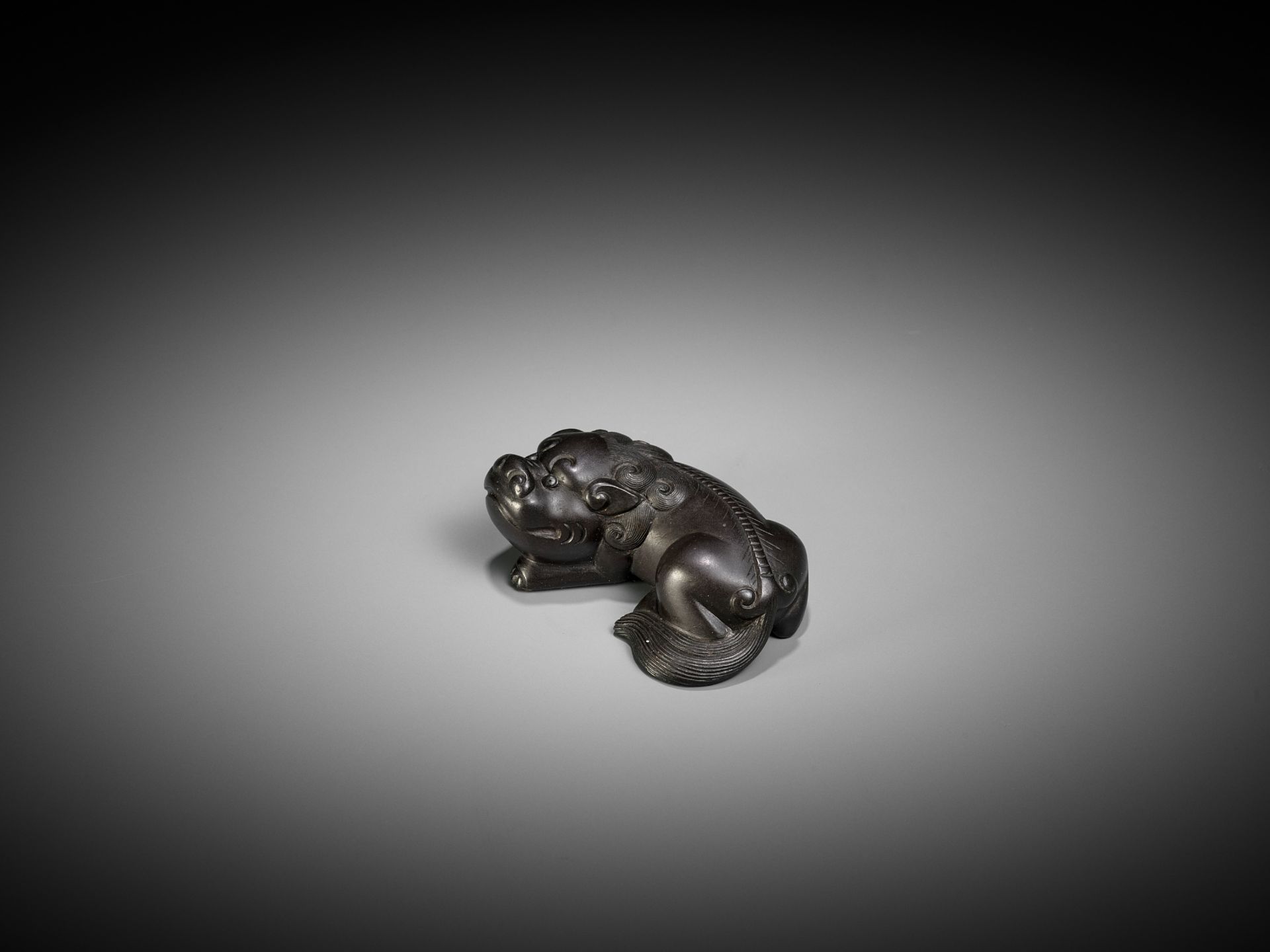 A BRONZE 'BUDDHIST LION' WEIGHT, MING DYNASTY - Image 5 of 9