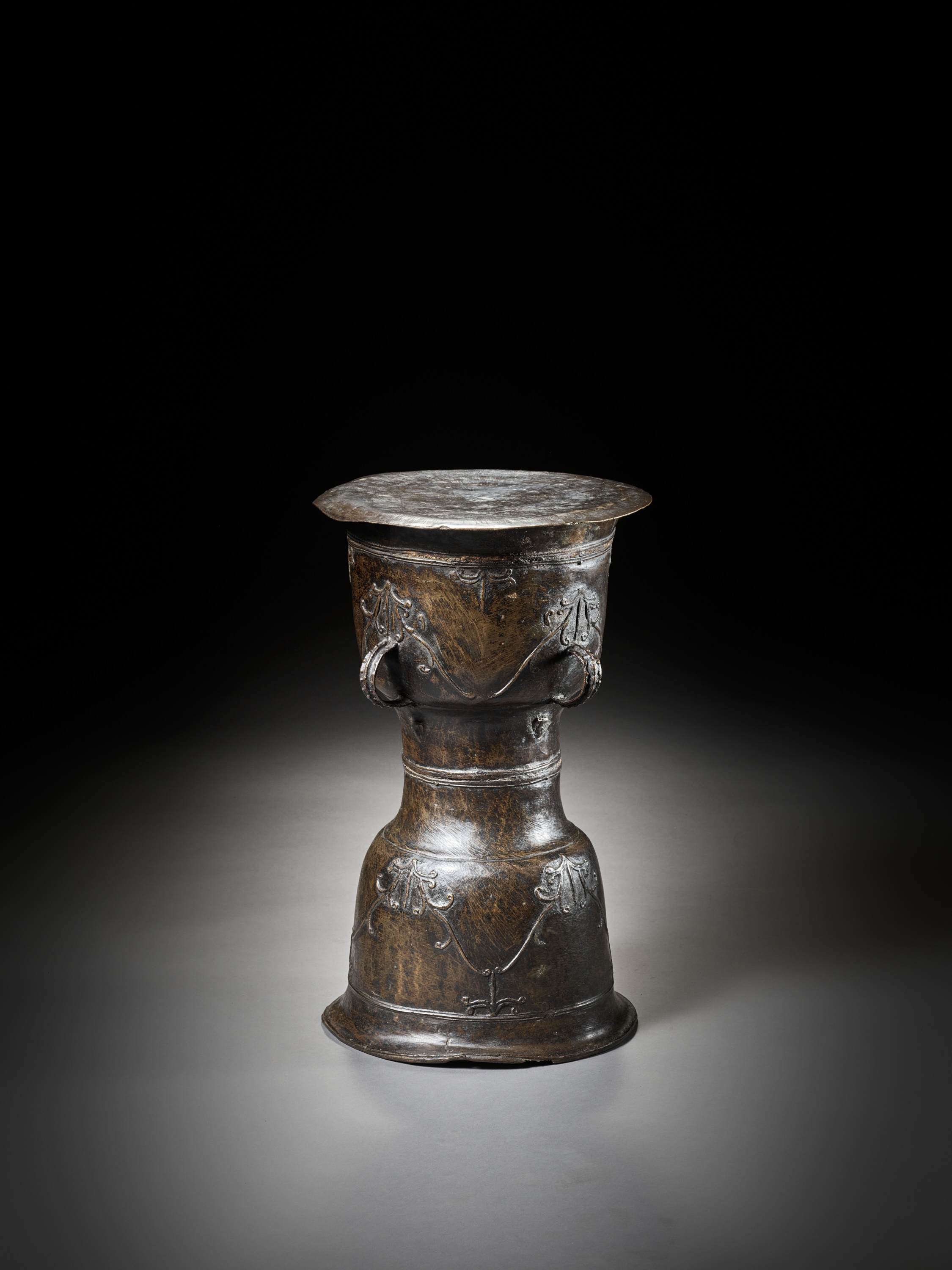 A BRONZE DRUM, MOKKO, 19TH CENTURY - Image 9 of 11