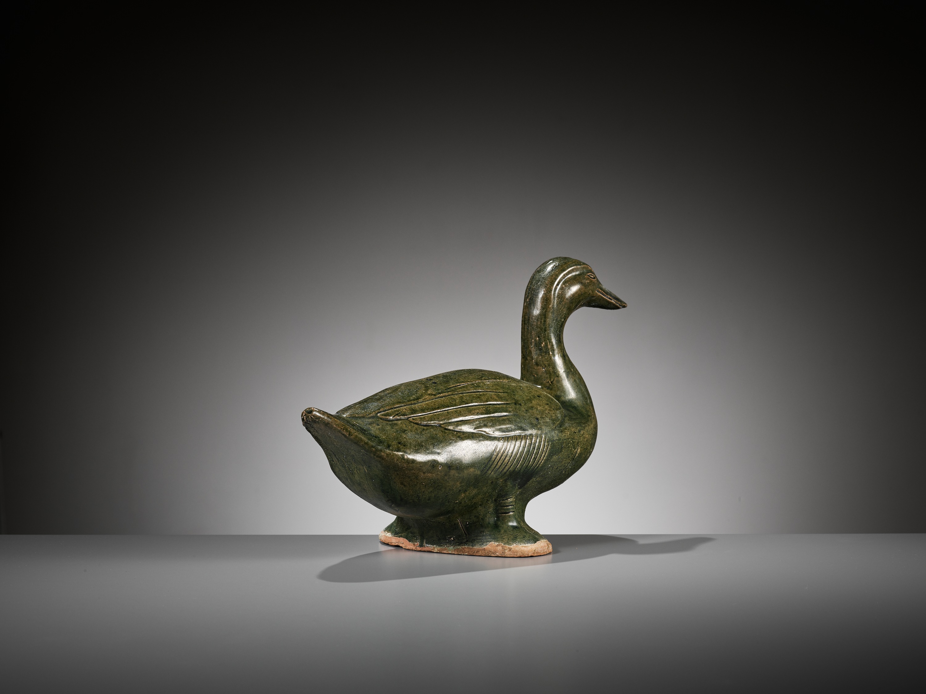 A GREEN GLAZED POTTERY FIGURE OF A DUCK, HAN DYNASTY - Image 8 of 9