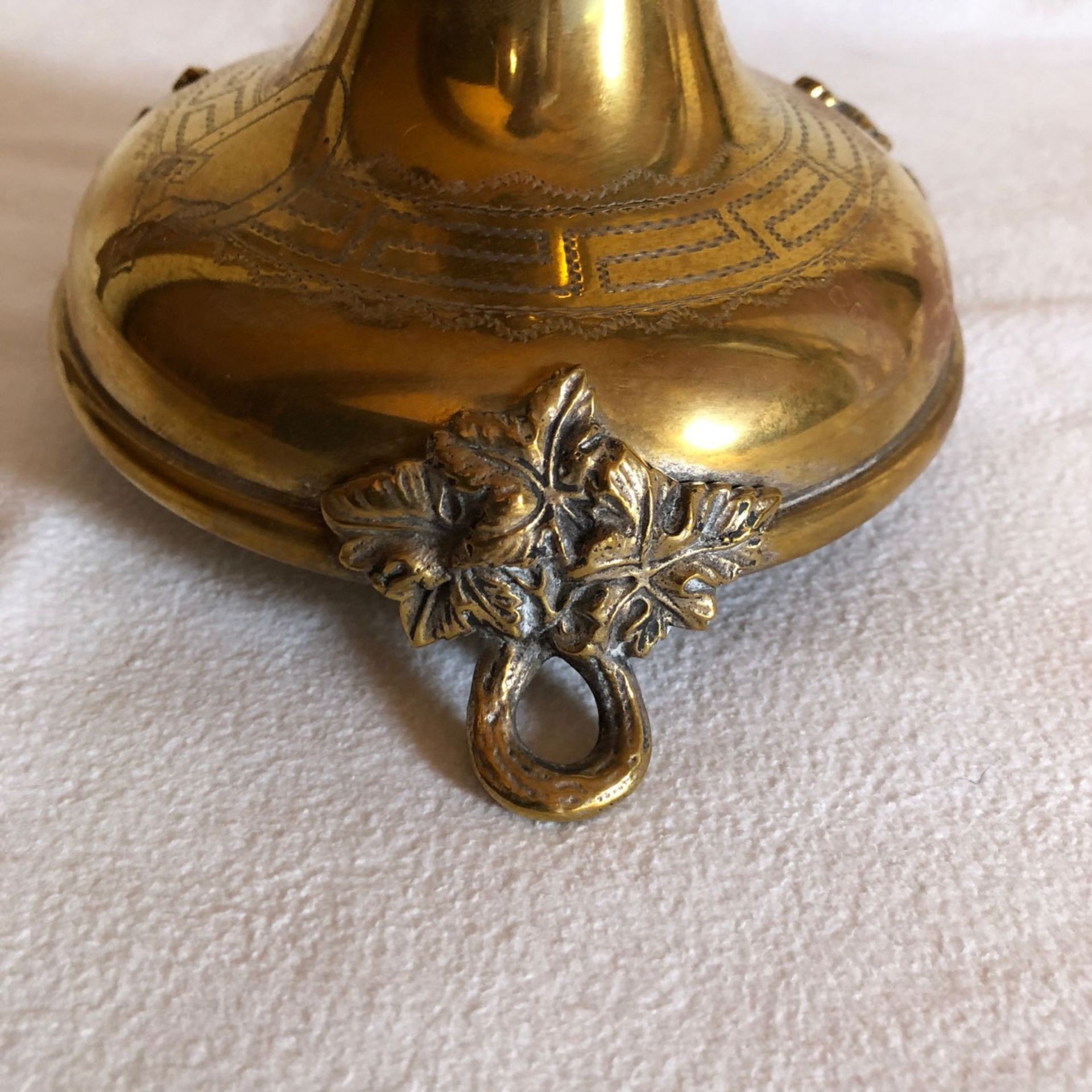Kerzenleuchter Messing alt, H: 43 cm, Bronze vergoldet, sehr dekorativ - Bild 2 aus 3