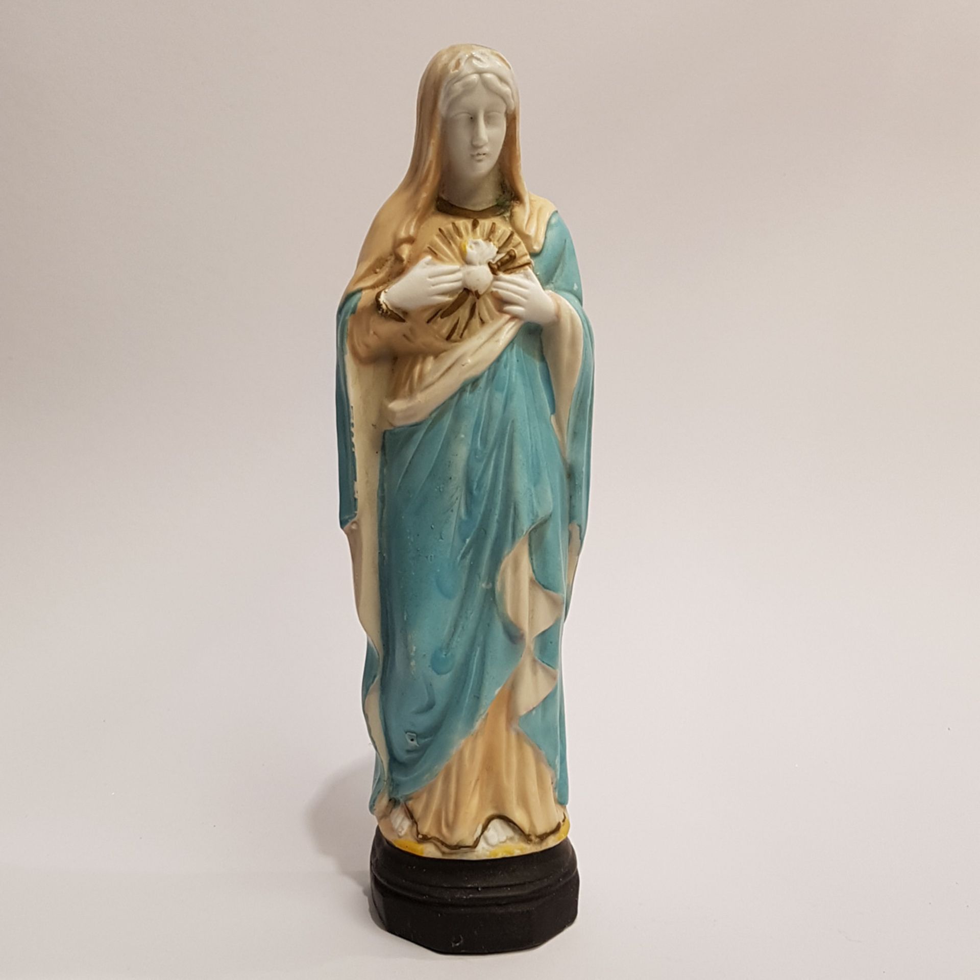 Herz-Madonna, Bisquit Porzellan, H: 23,5