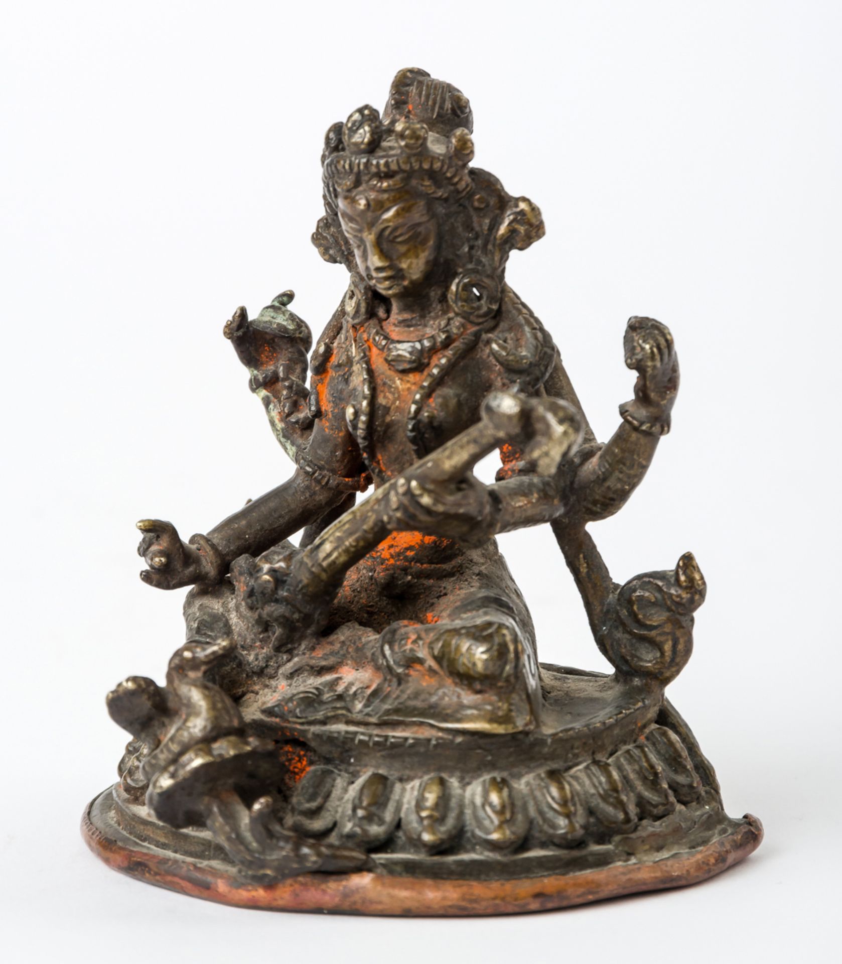 BUDDHISTISCHE GOTTHEIT MIT SITAR