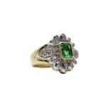 Ring in yellow gold, diamonds and emeralds