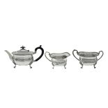Group consisting of 3 silver pieces: teapot, milk jug and sugar bowl