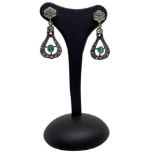 Pendant earrings with emeralds and diamonds in 18k gold and silver