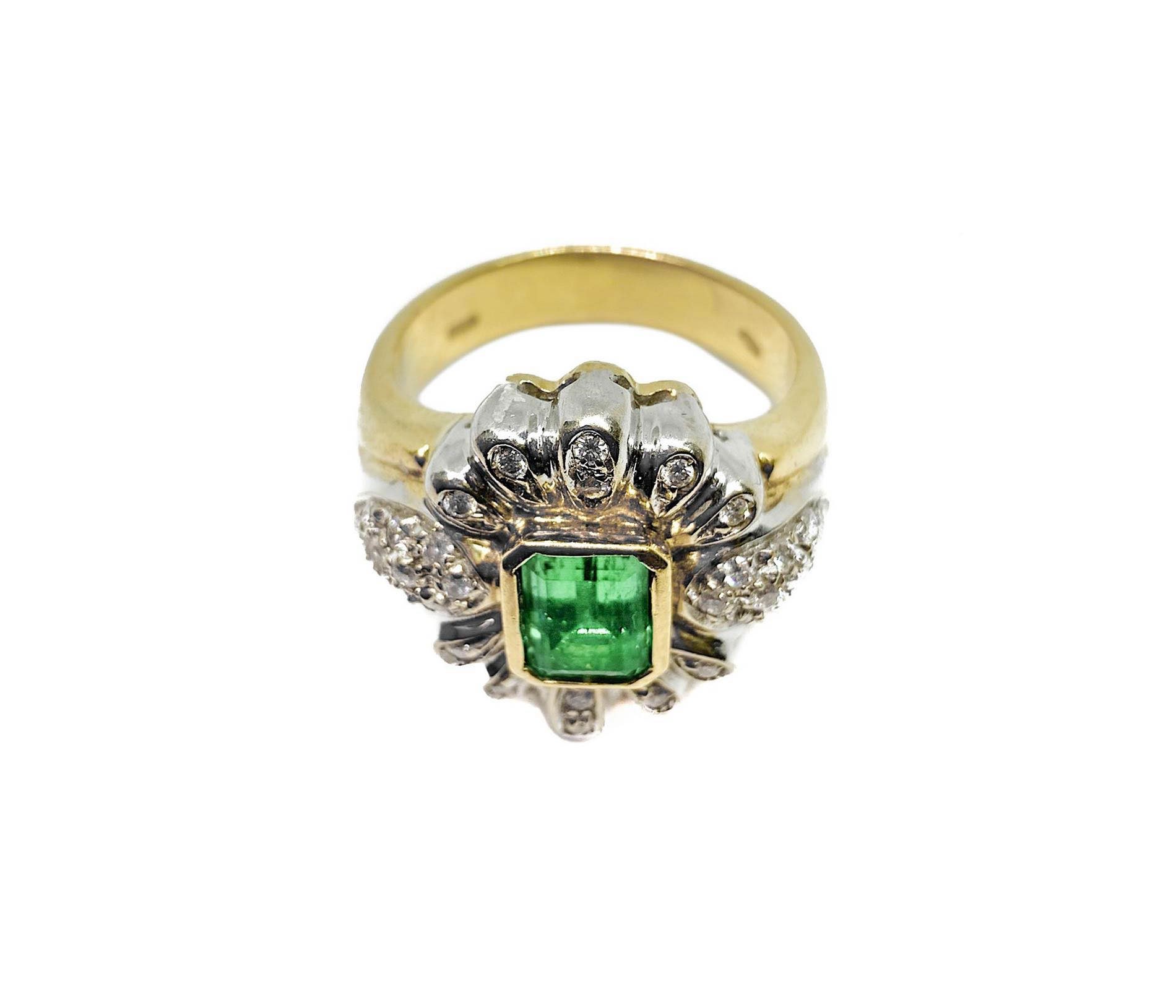 Ring in yellow gold, diamonds and emeralds - Image 4 of 6