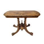 Opening game table in walnut briar, XVIII century