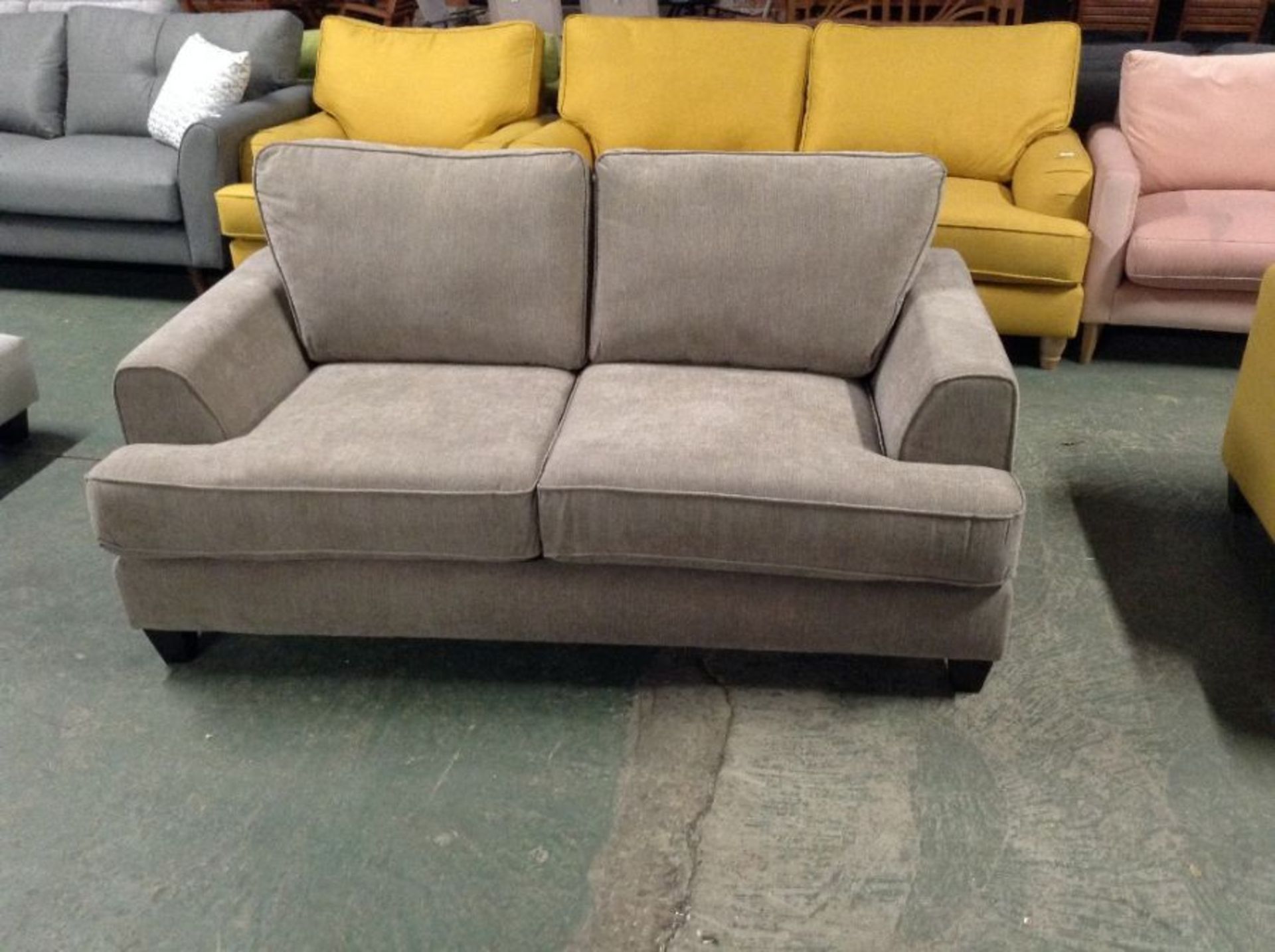 CAMDEN TAUPE 2 SEATER(223383)