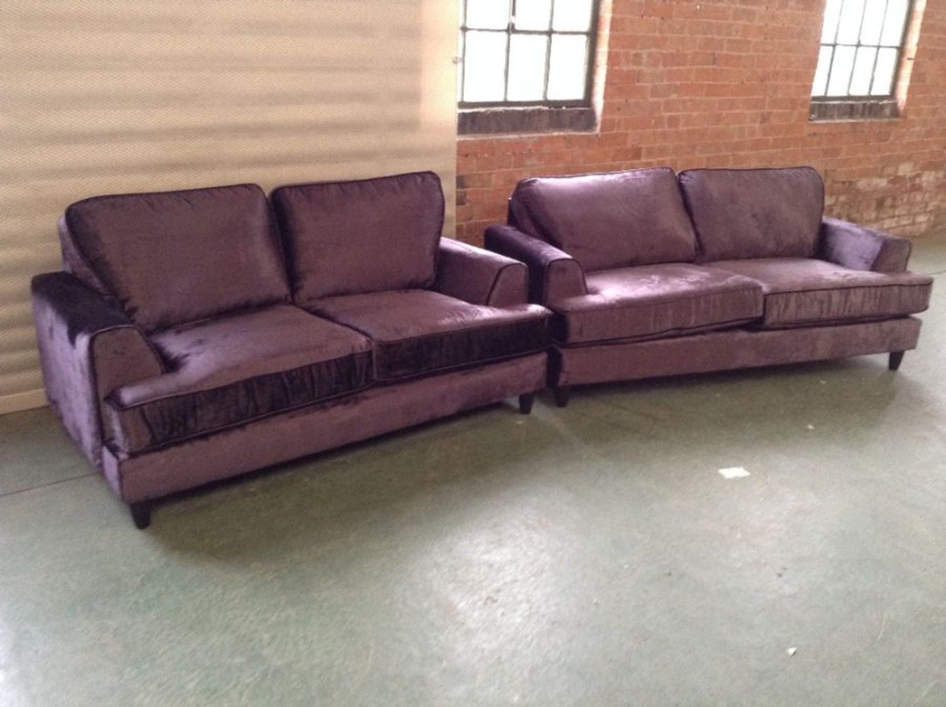 EX SHOWROOM CAMDEN VELVET GRAPE 3 ST AND 2 ST (3