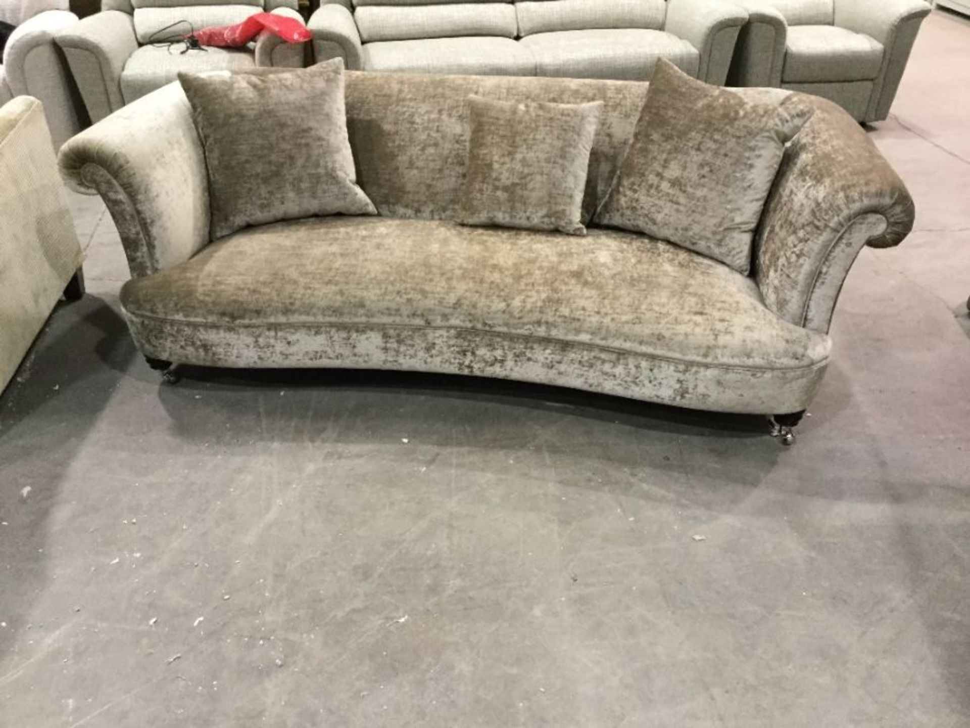 CHENILLE 3 SEATER SOFA (MISSING CORRECT FEET (P10-