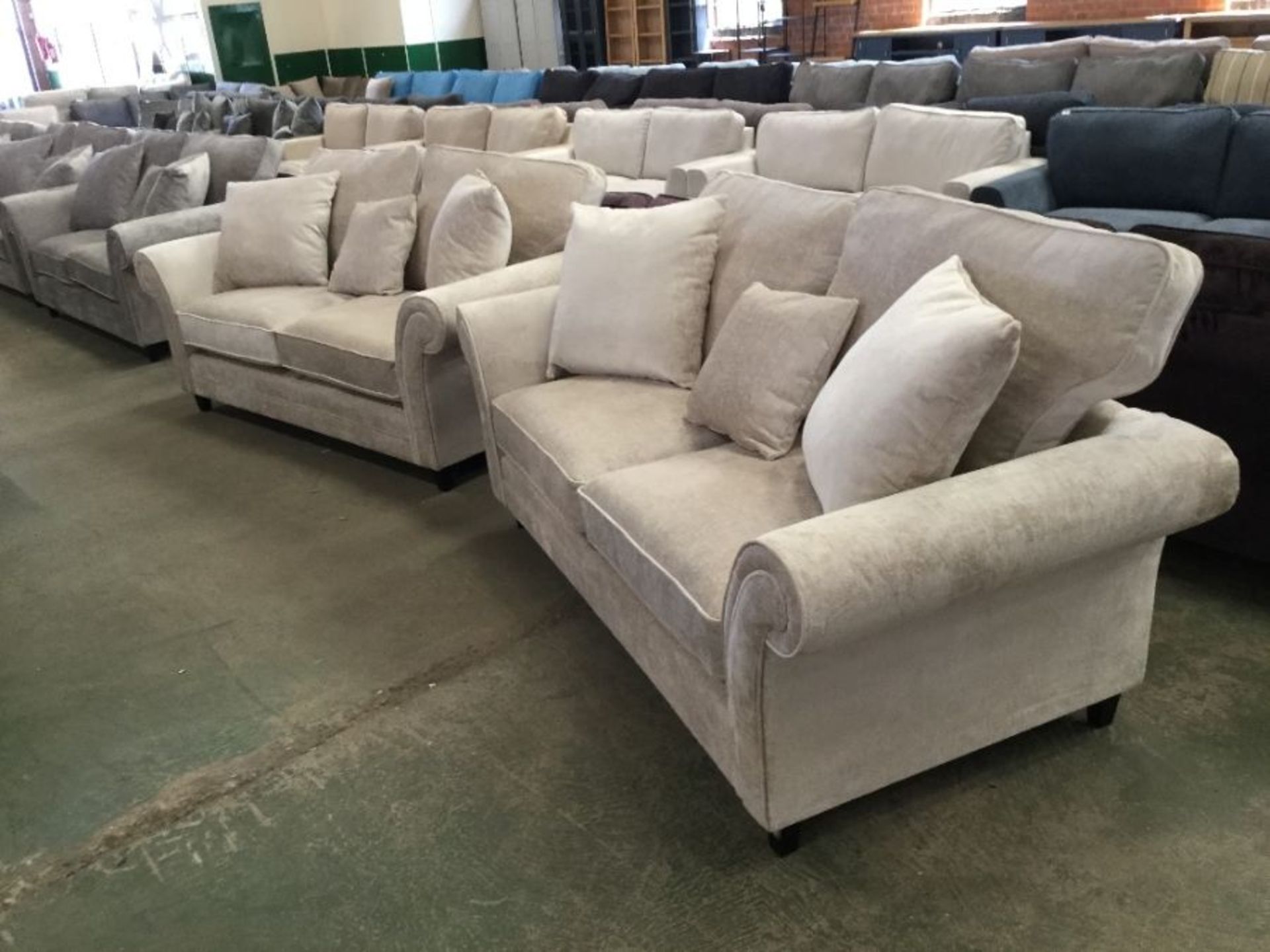 MOSTA CASTELLO OYSTER 4 SEATER AND 3 SEATER SOFA