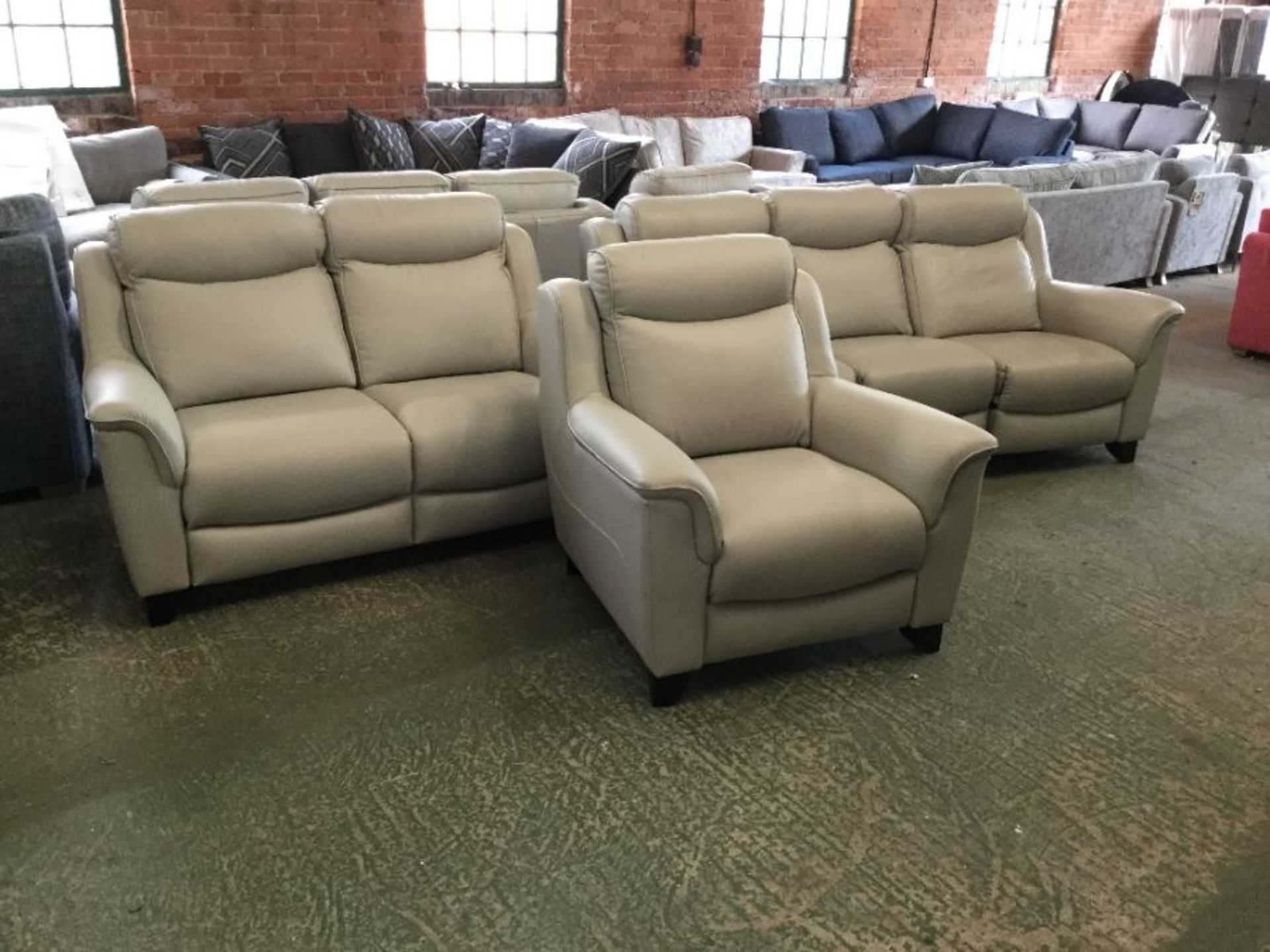 ELECTRIC RECLINING GREY LEATHER 3 SEATER SOFA FIXE