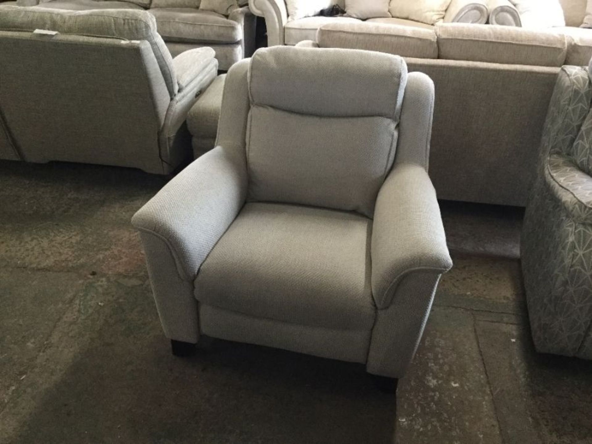 GREEN AND SILVER ELECTRIC RECLINING CHAIR (P17-WO1 - Image 2 of 2