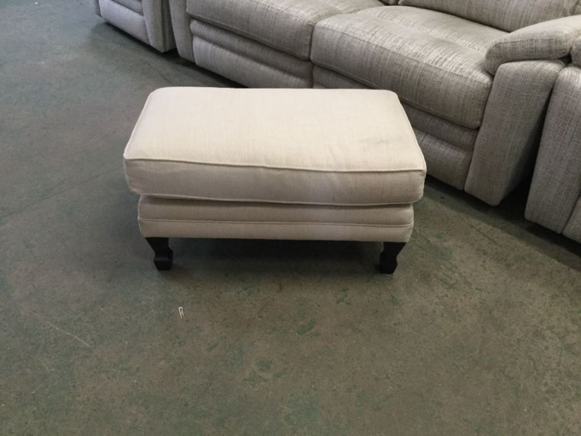NATURAL FABRIC FOOTSTOOL (DIRTY) (P16- W0119430