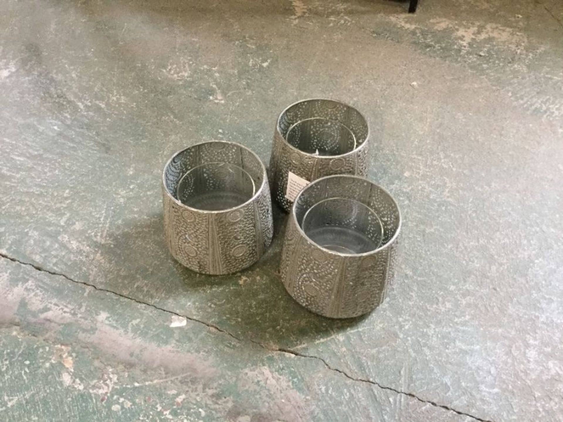 SET OF 3 CANDLE HOLDERS