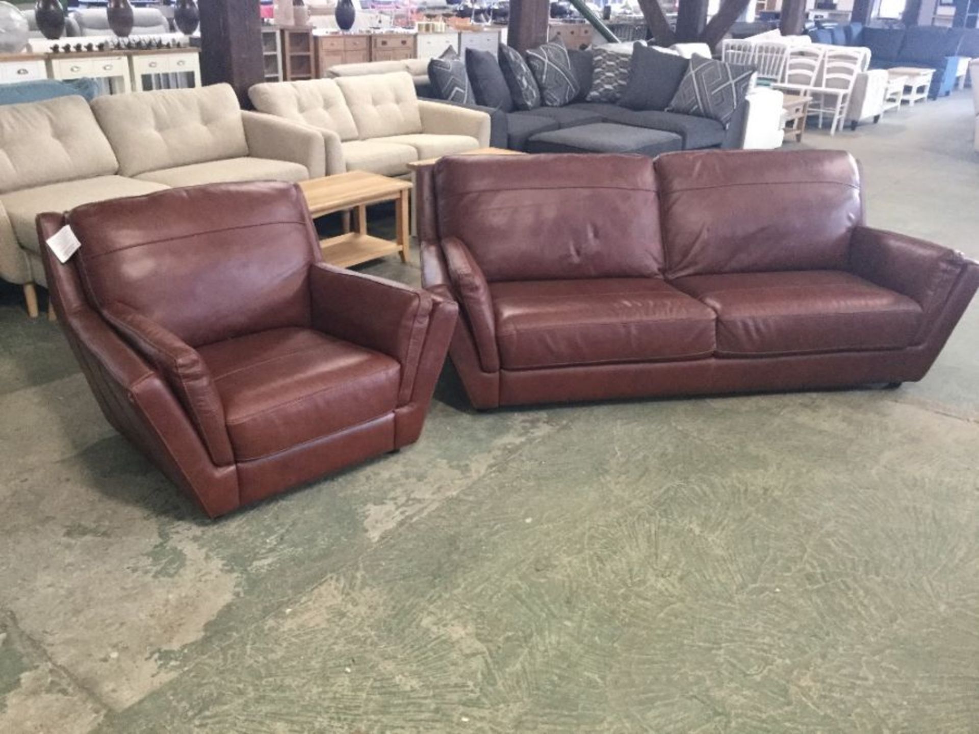 FELLINI TAN LEATHER 3 SEATER AND CHAIR (SCUFFED MISSING CORRECT FEET FAULTY ARM)(S1-9-10)