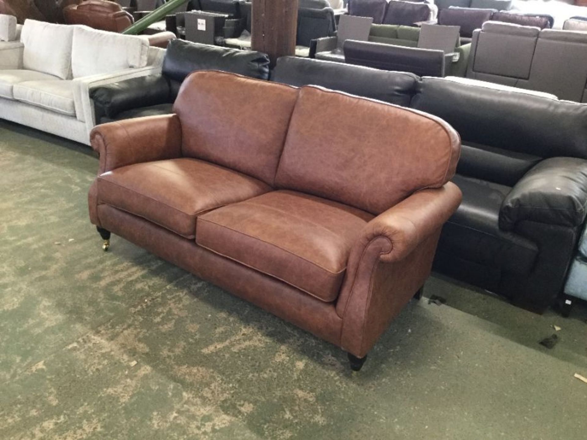 BROWN LEATHER 3ST SOFA (P20- W01053294)