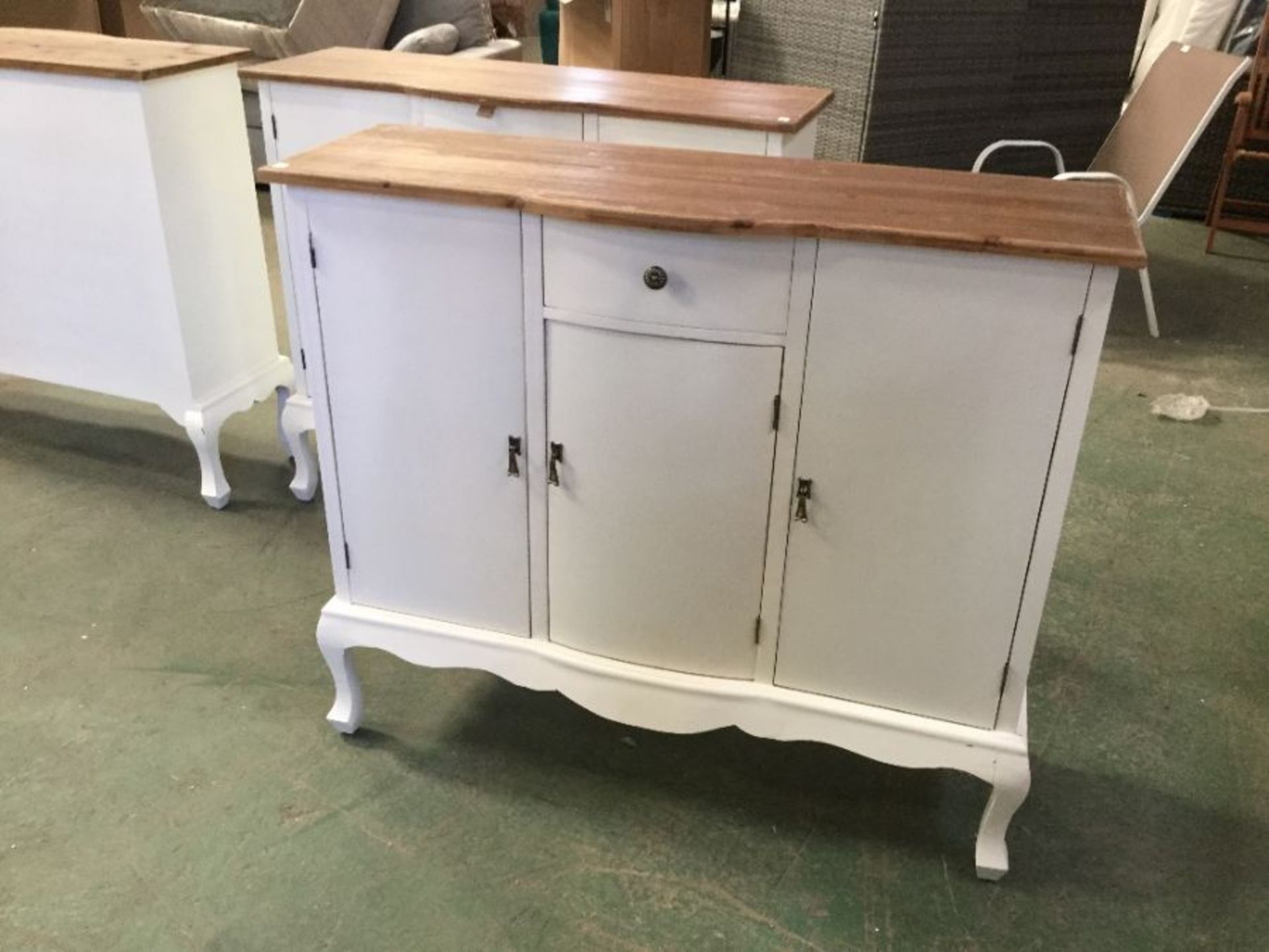 PAINTED 3 DOOR SIDEBOARD (DAMAGE) (INF-1015L-AW)