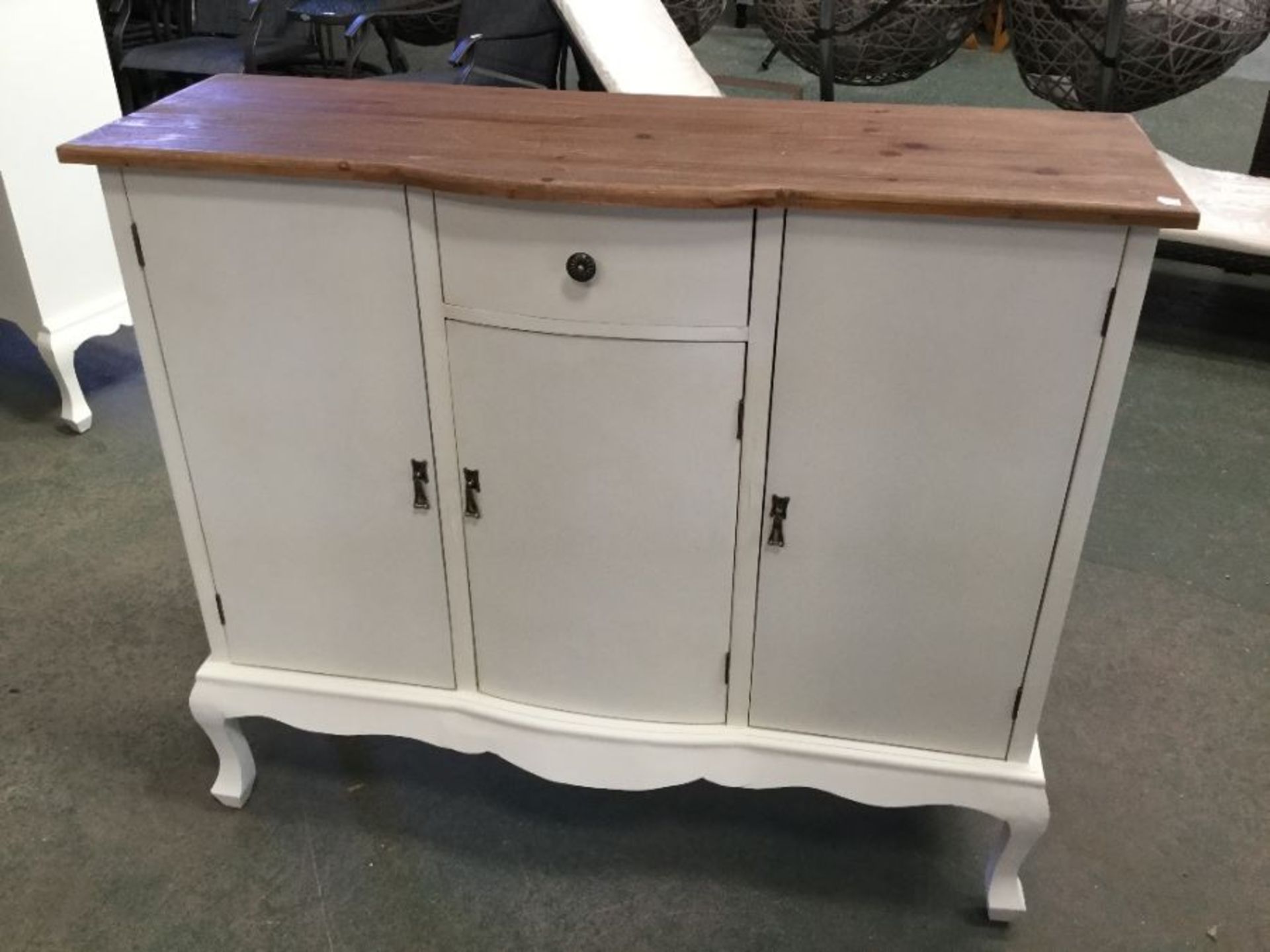 PAINTED 3 DOOR SIDEBOARD (DAMAGE) (INF-1015L-AW)