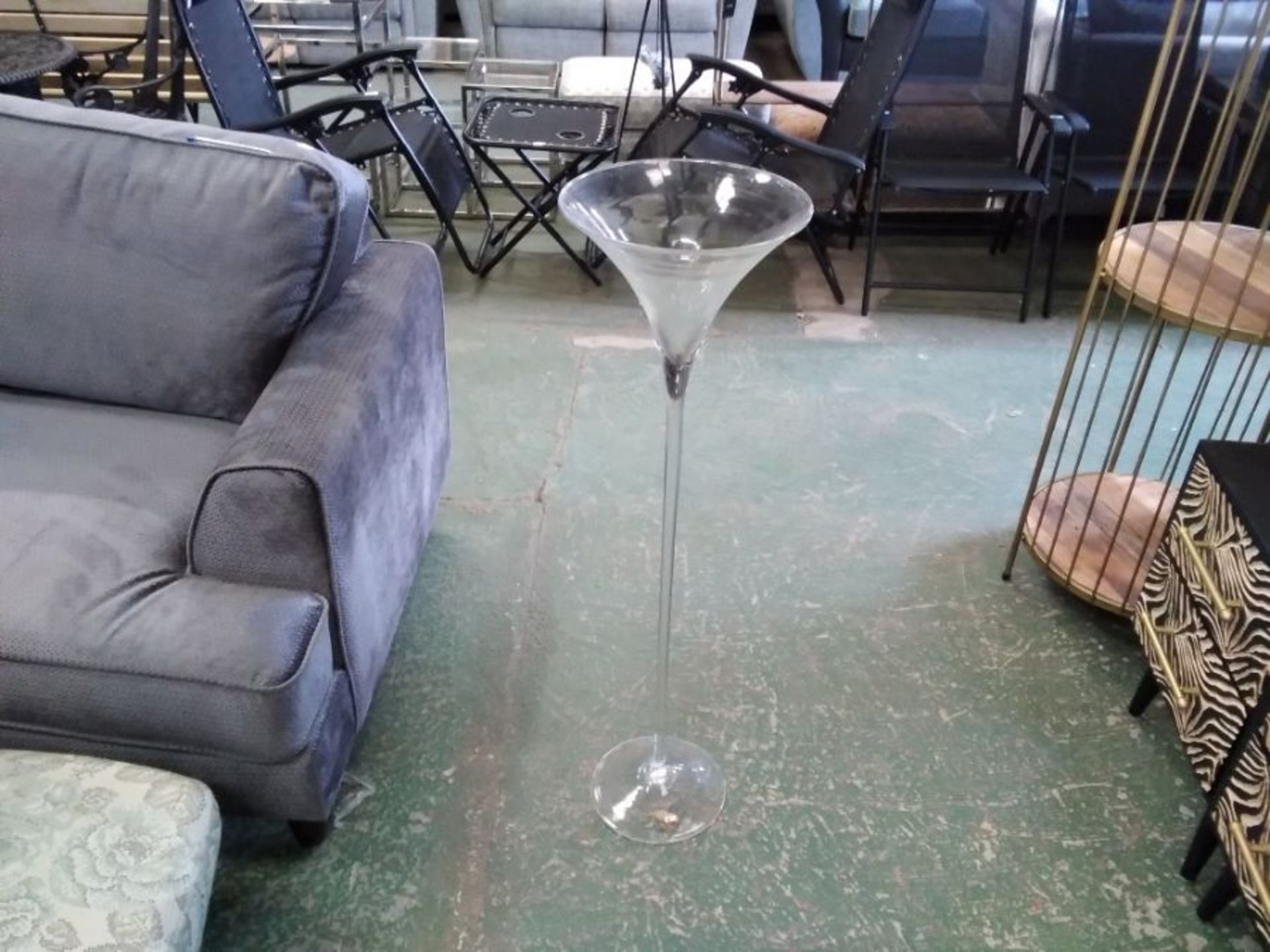 LARGE DISPLAY CHAMPAGNE GLASS