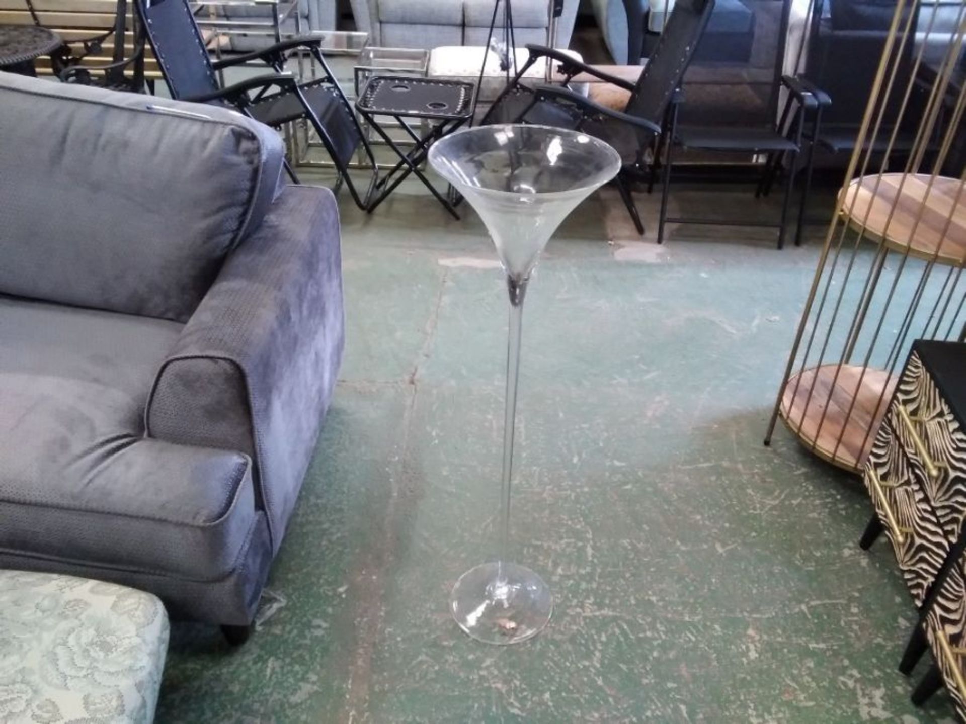 LARGE DISPLAY CHAMPAGNE GLASS