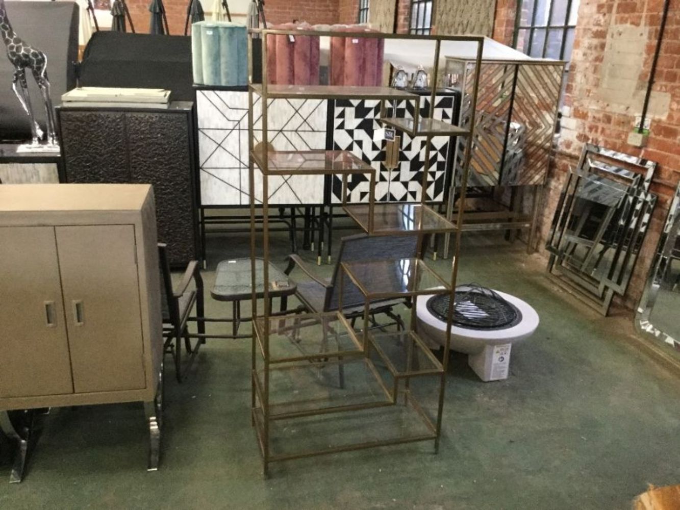 Modern & Antique Furniture Auction inc Top High Street Brands