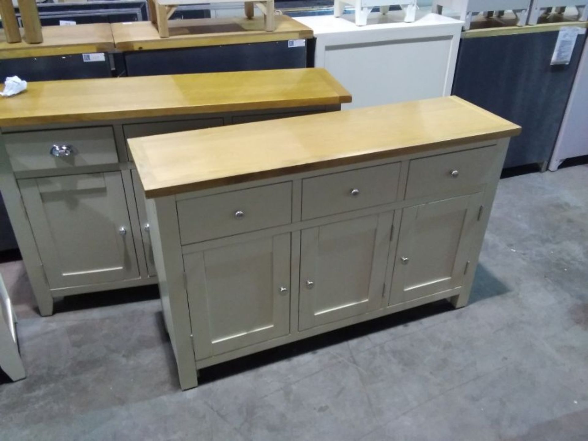 CHESTER PAINTED AND OAK 3 DRAWER SIDEBOARD (DAMAGE