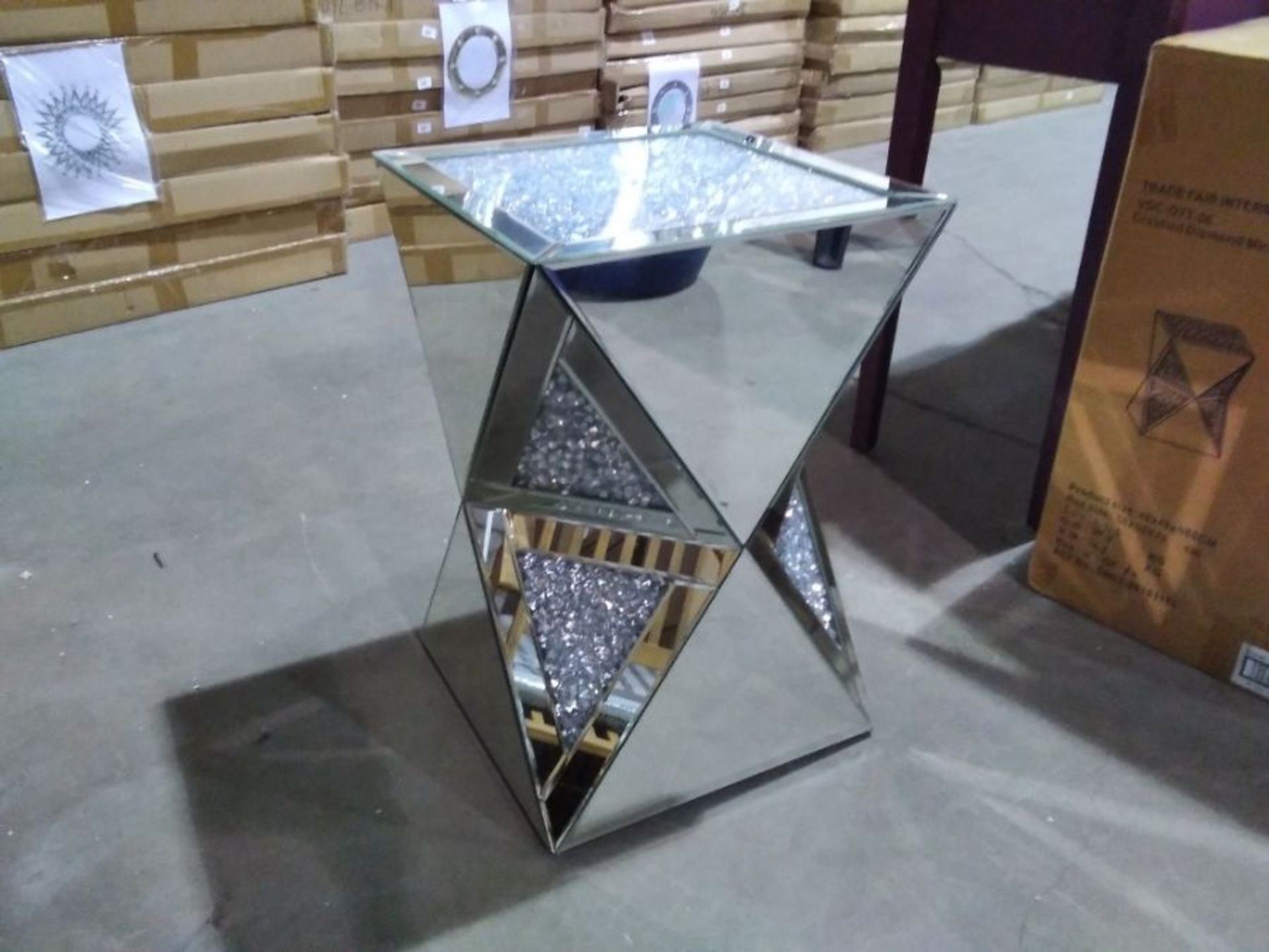 CRUSHED DIAMOND MIRROR PYRAMID SIDE TABLE (BOXED,