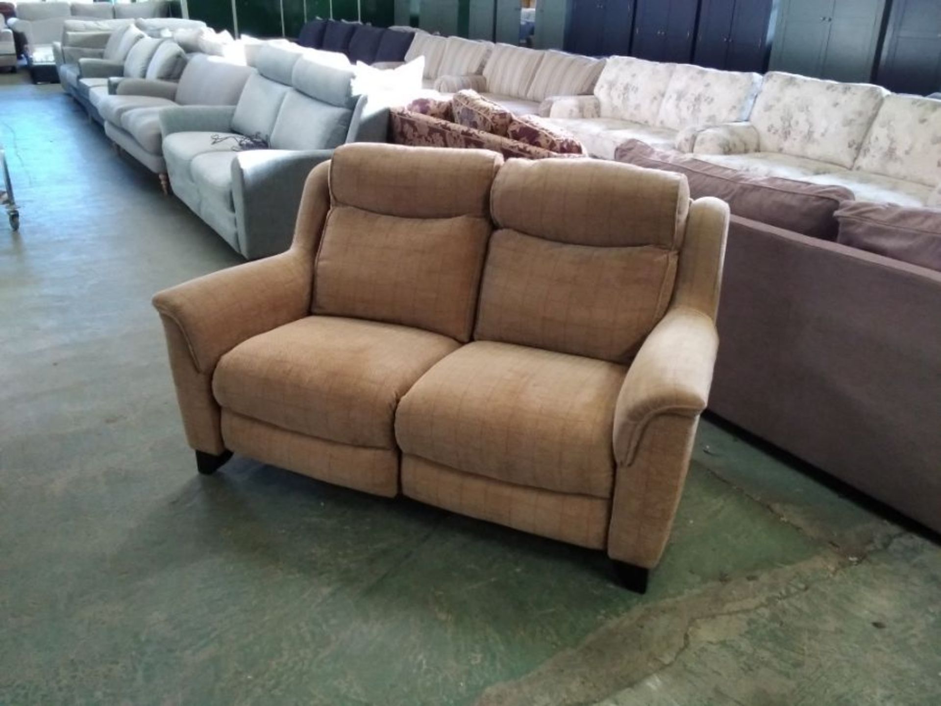 GOLDEN CHEQUERED ELECTRIC RECLINING 2 SEATER (TR00