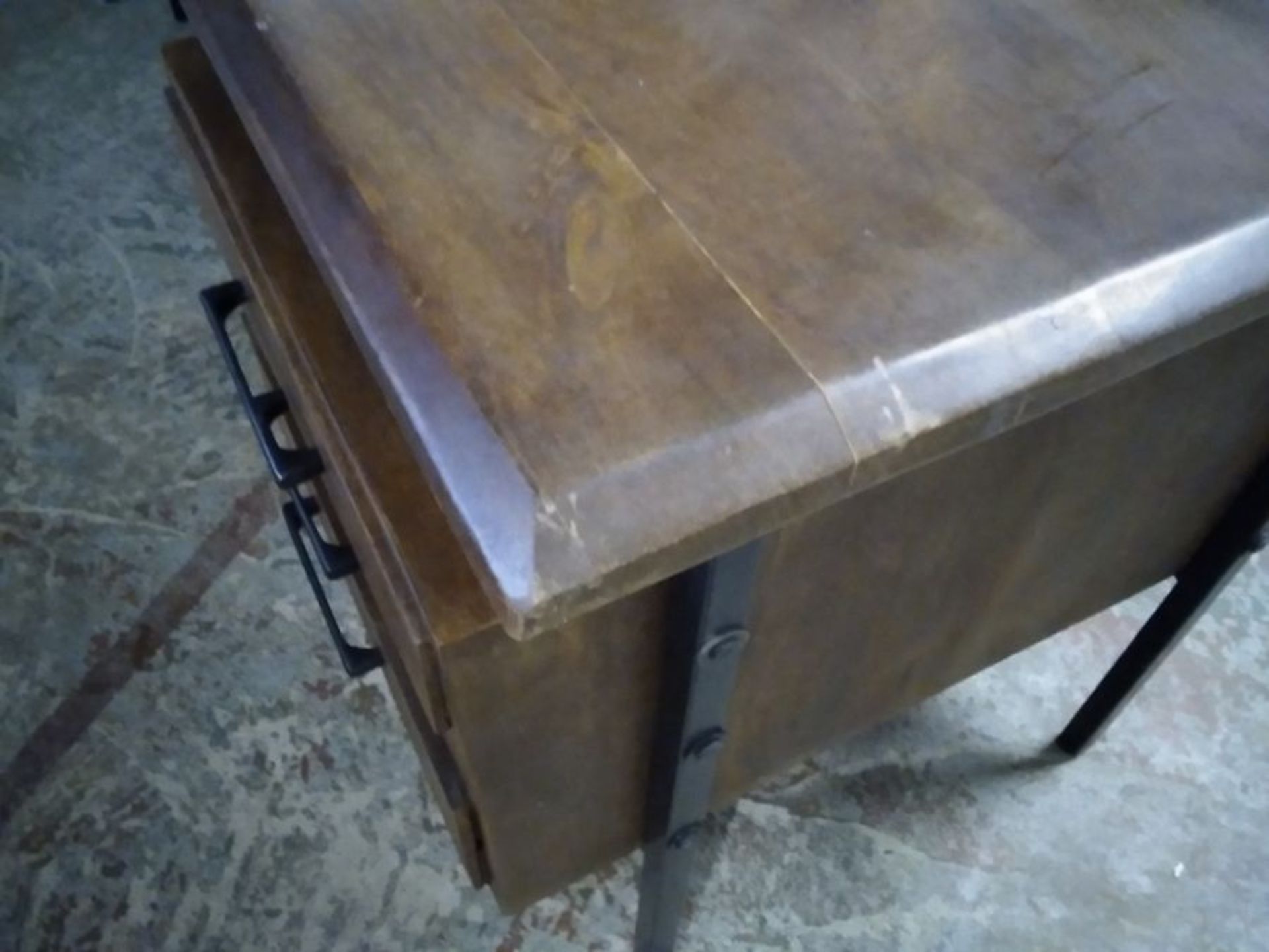 Mandello Wooden Feature Desk (B/7 -QC15 -704734)(DAMAGED) - Image 4 of 4