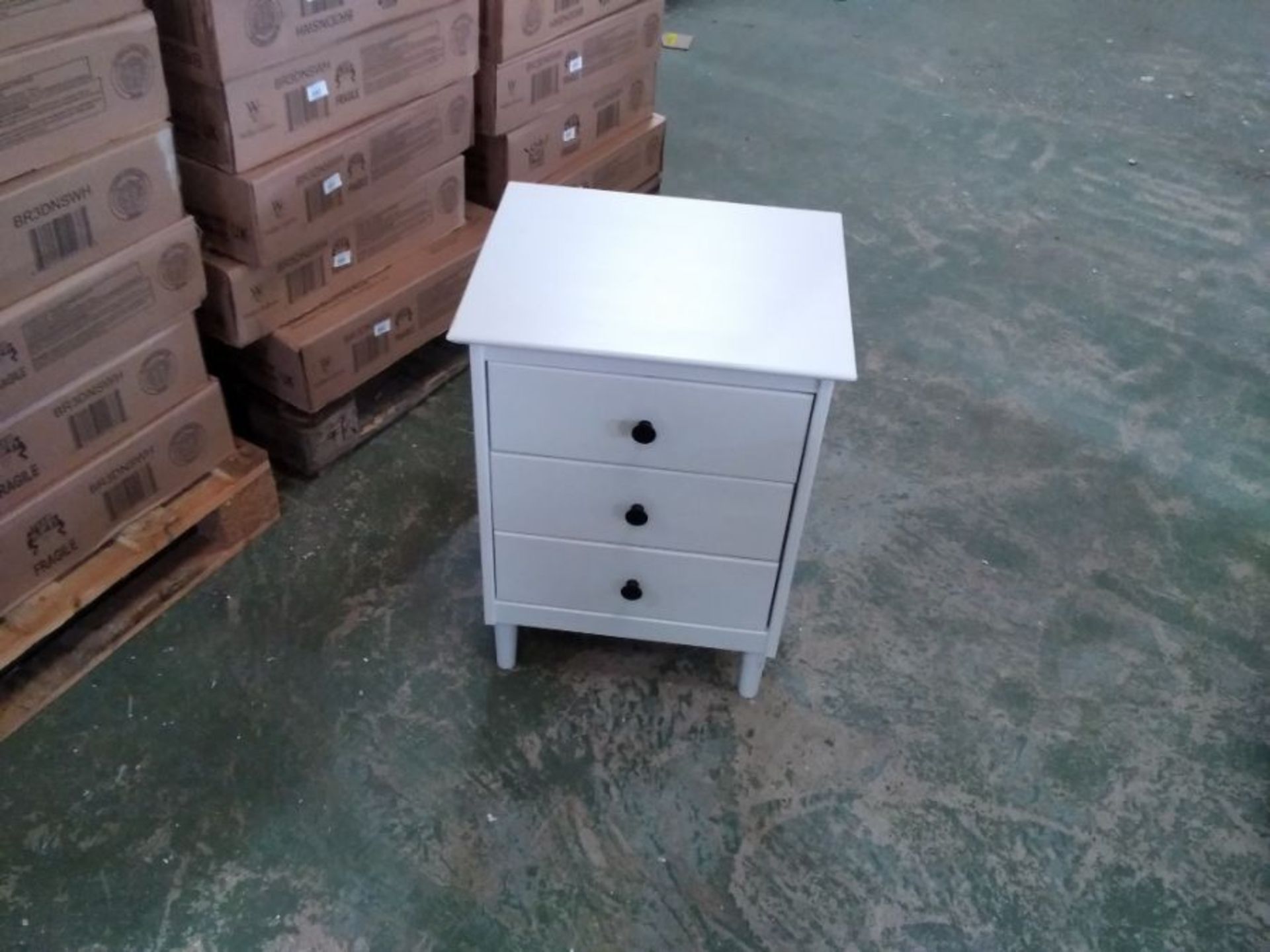 WHITE 3 DRAWER BEDSIDE (BOXED)