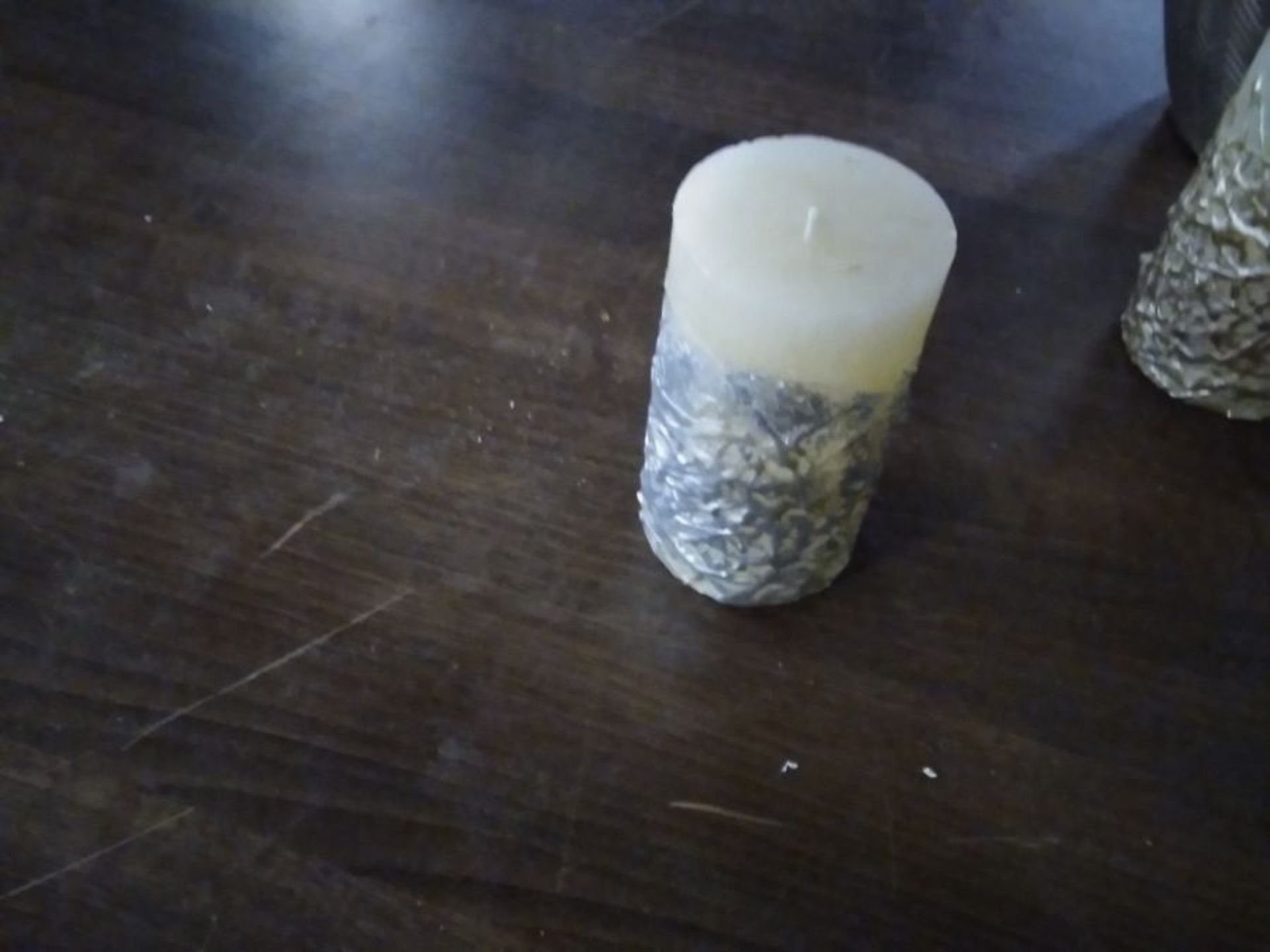 Libra White Candle With Textured Silver Base 7x12 (B/178 -424 -701440)