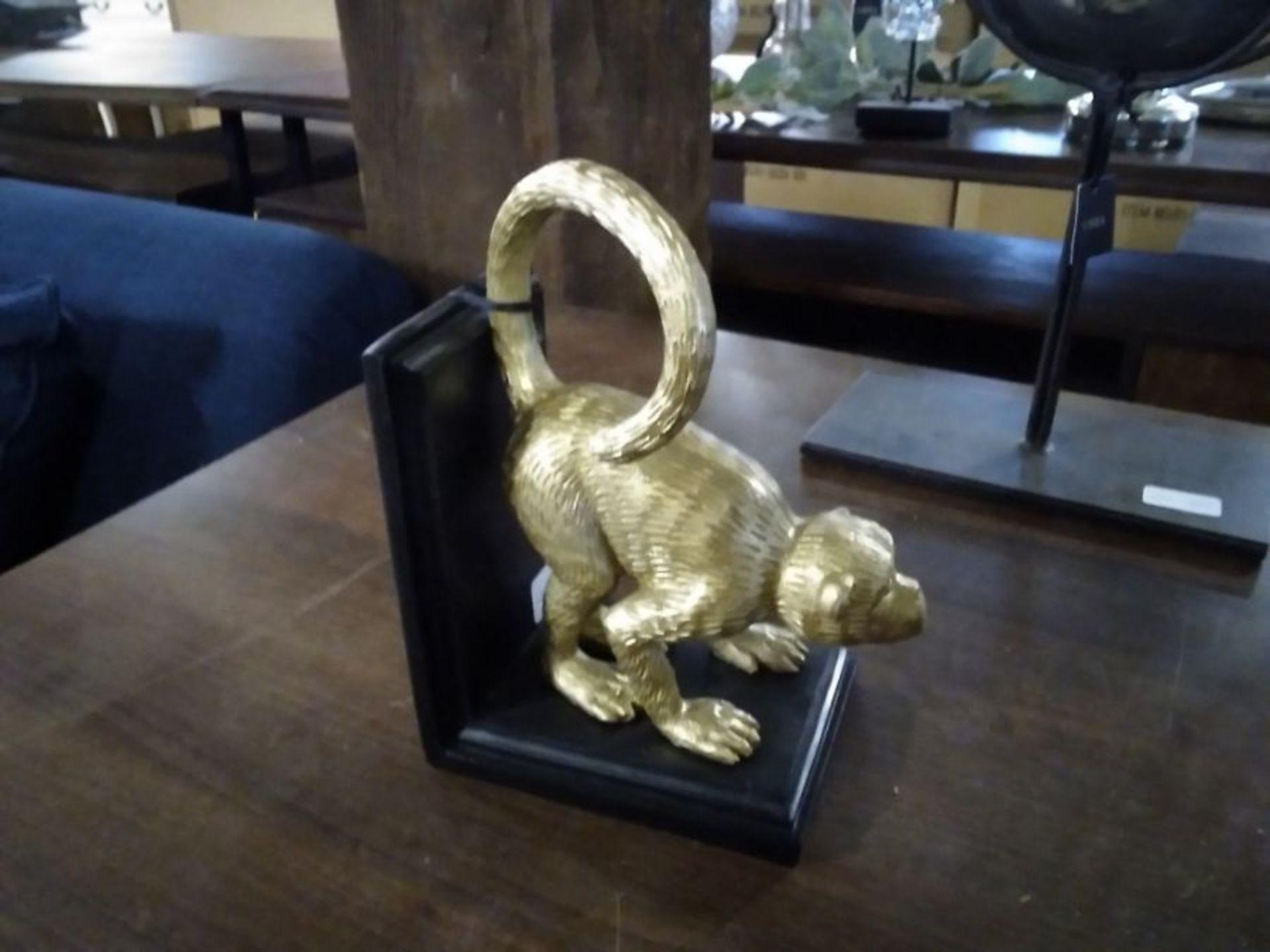 Gold and Black Monkey Book Ends in Polyresin (B/32 -422 -908224)