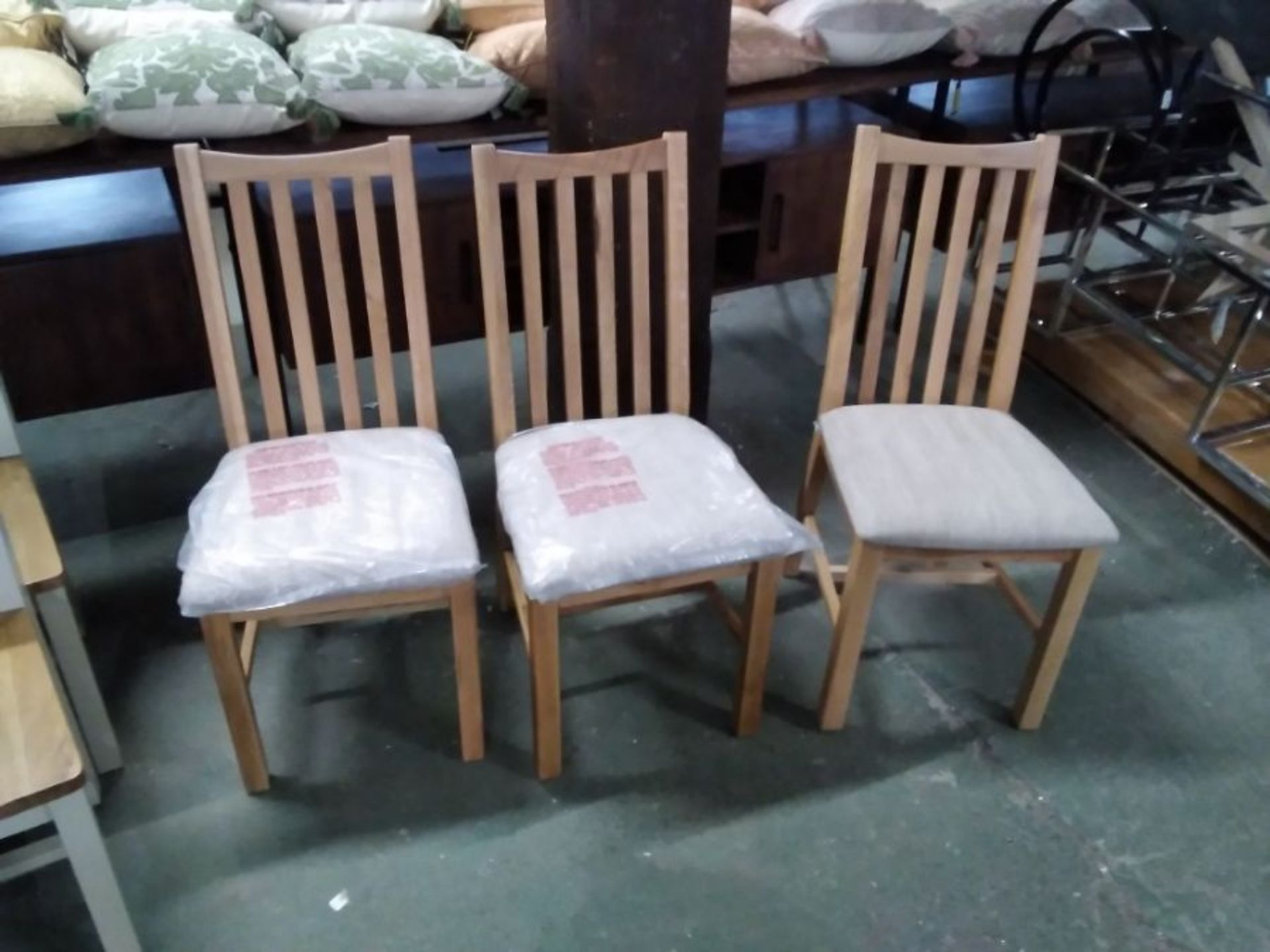SET OF 3 OAK DINING CHAIRS