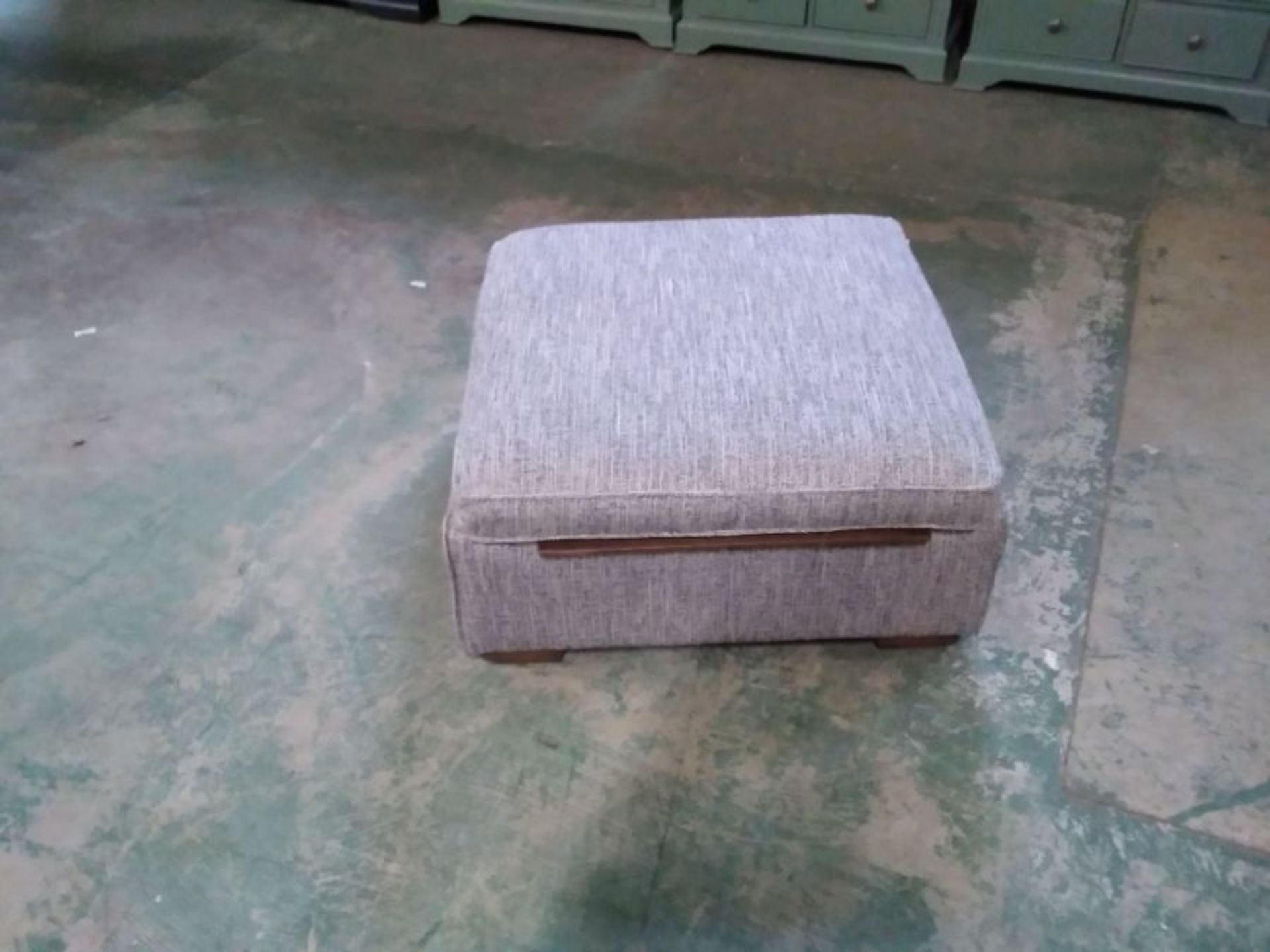 GREY PATTERNED STORAGE FOOTSTOOL (TROO2823-WO12649