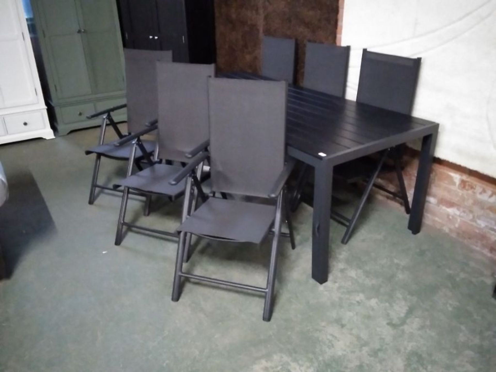 Dakota Fields,Luyster 6 Seater Dining Set RRP -£69