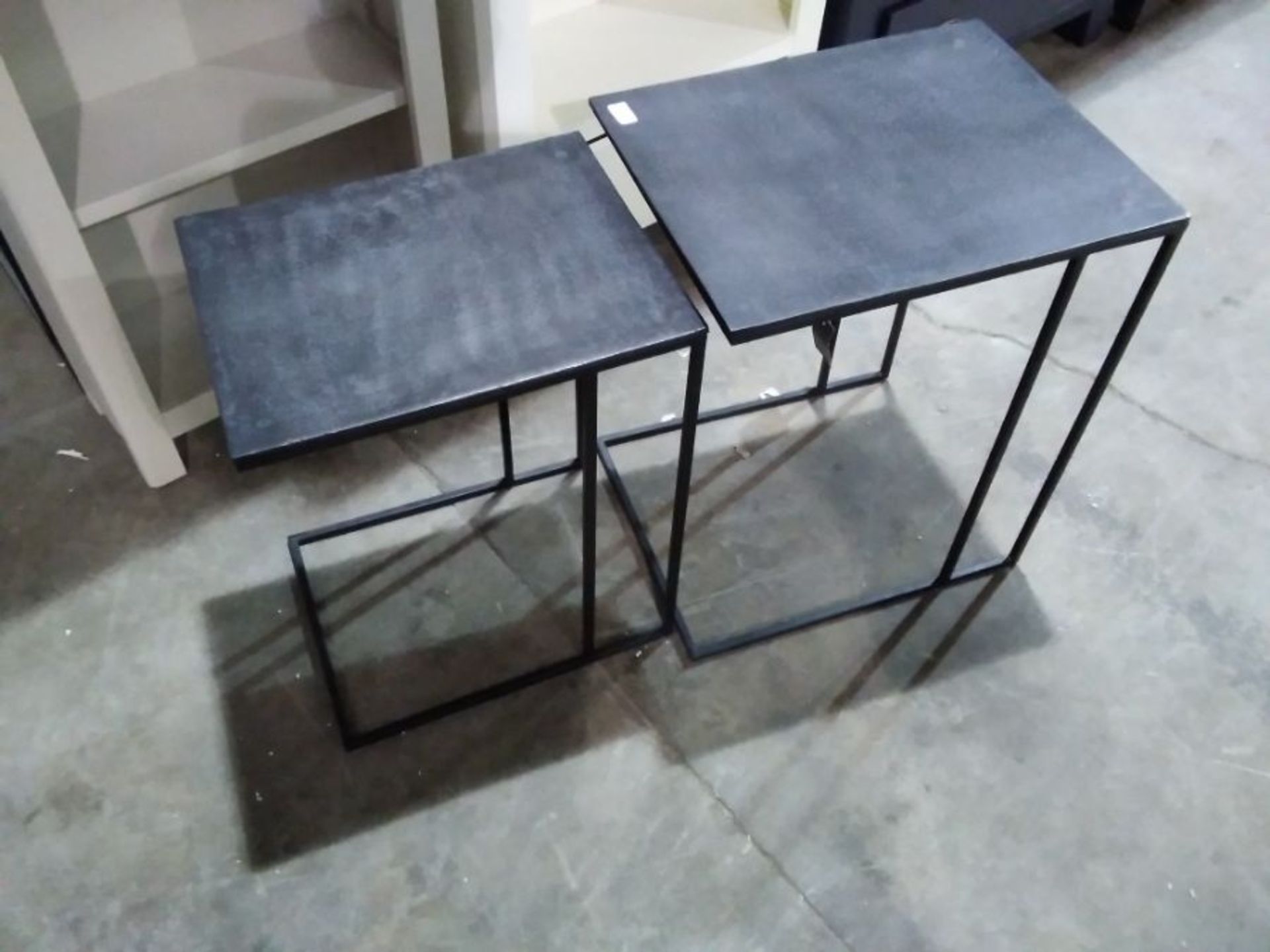 Luna Graphite Textured Aluminium set of 2 side tables (1 -QC 9 -704188)(FAULTY) - Image 2 of 2