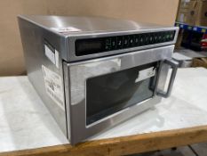 Menumaster DEC14E2U Commercial Microwave, Please Note: There is NO VAT on the Hammer Price of this