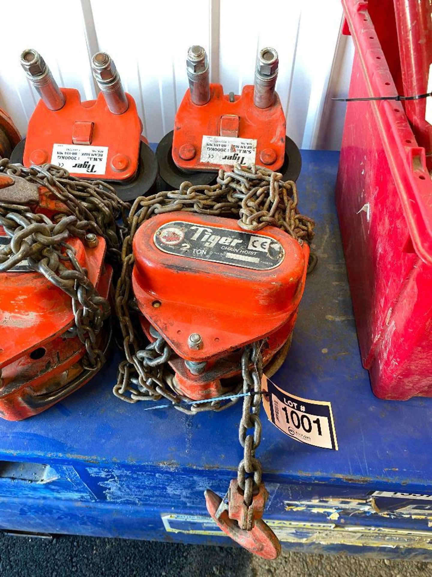 Lot of Tiger 2-Ton Chain Hoist and Tiger 2-Ton Beam Roller - Image 2 of 4