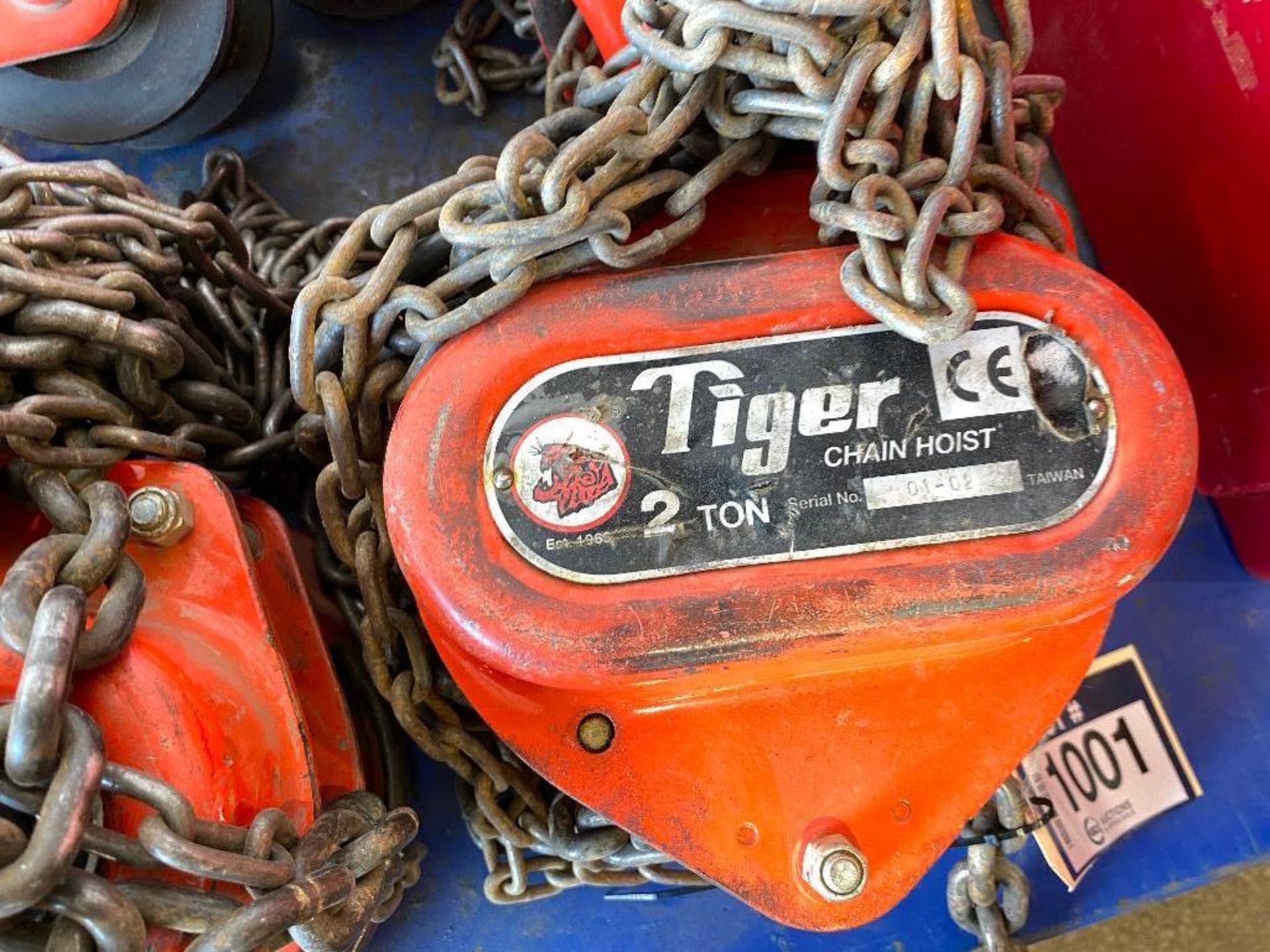 Lot of Tiger 2-Ton Chain Hoist and Tiger 2-Ton Beam Roller - Image 4 of 4