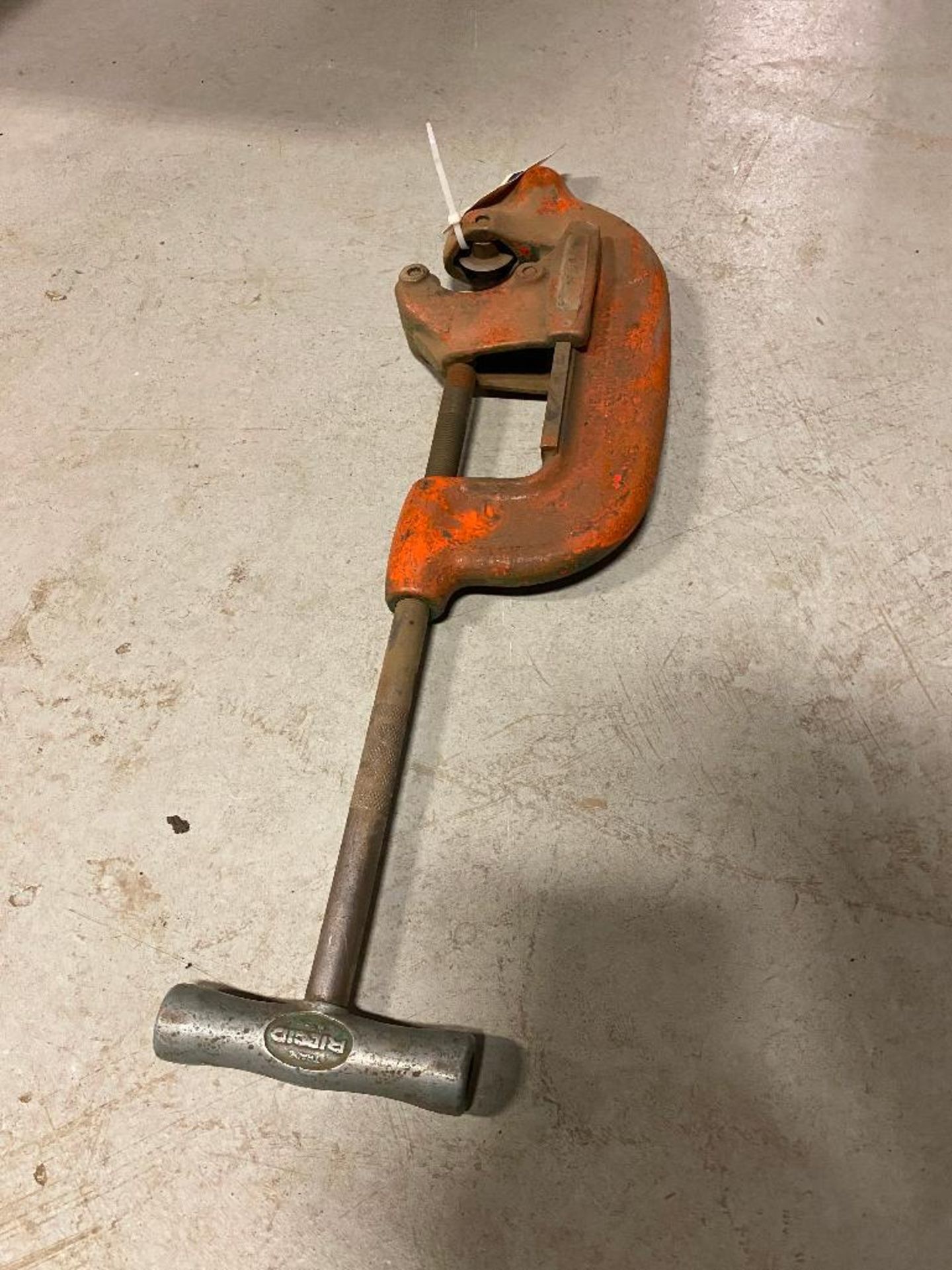 Rigid 2" - 4" Pipe Cutter - Image 2 of 2