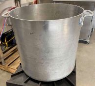 LARGE ALUMINUM STOCK POT